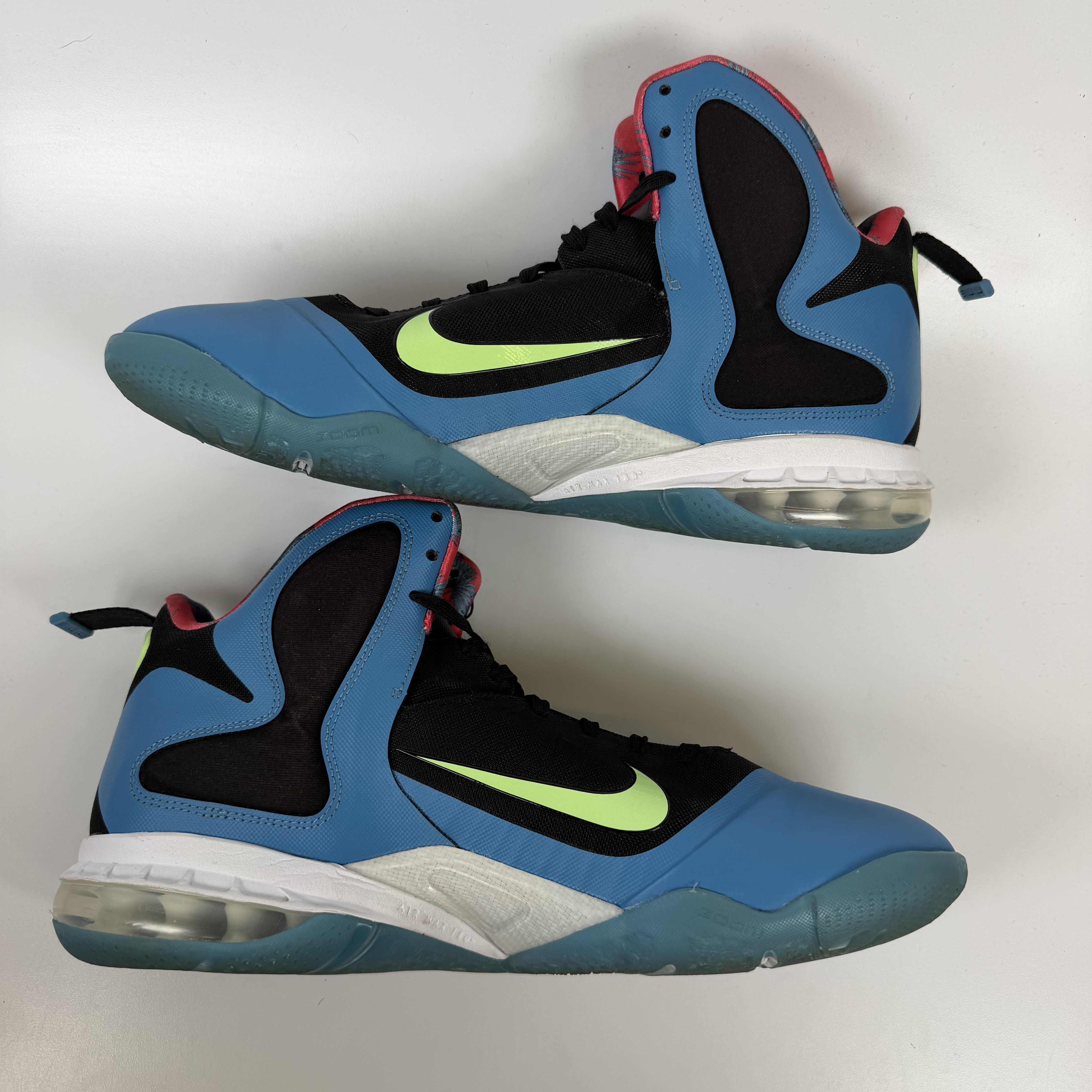 SP6870 LeBron 9 'South Coast'