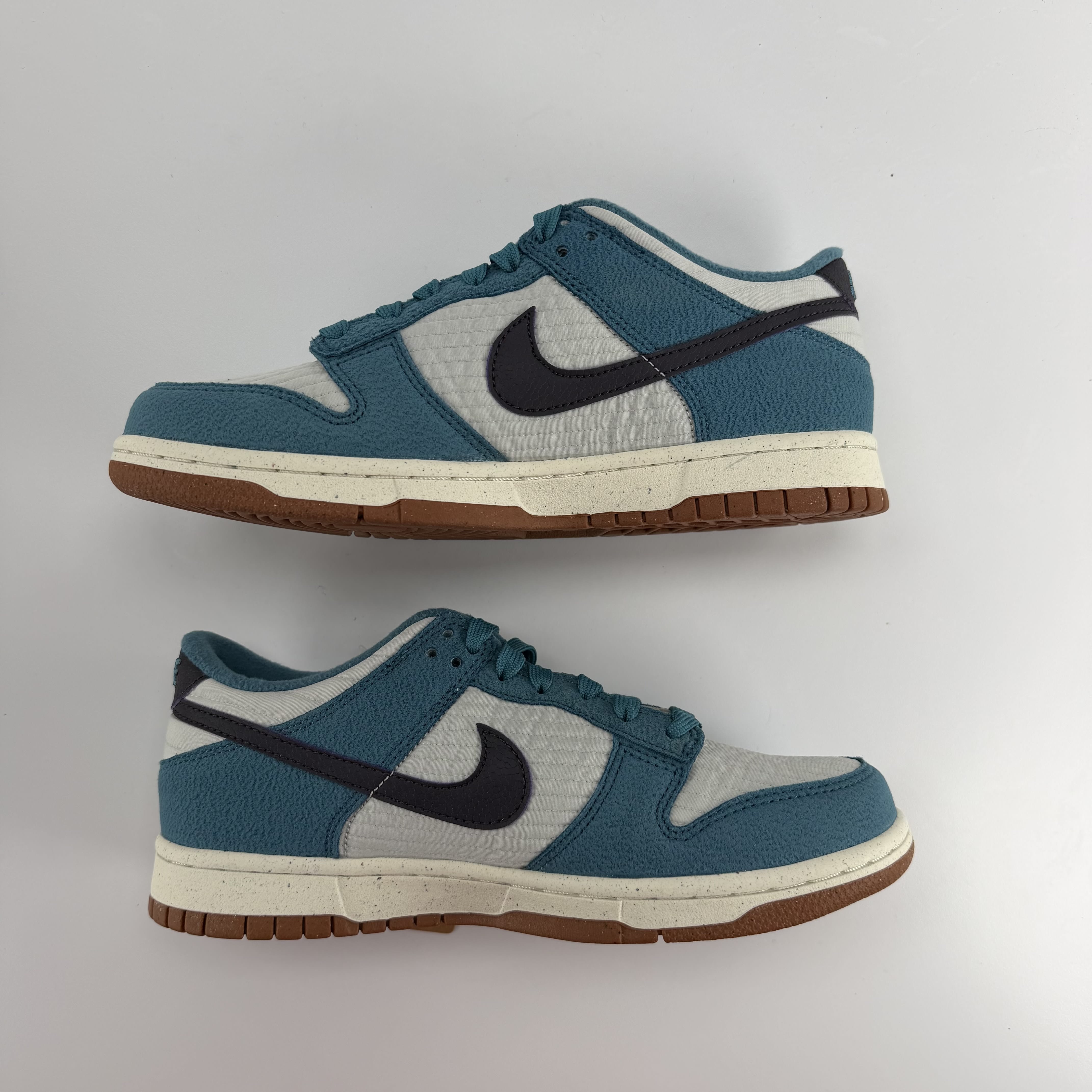713700 Nike Dunk Low SE Toasty Rift Blue (GS)