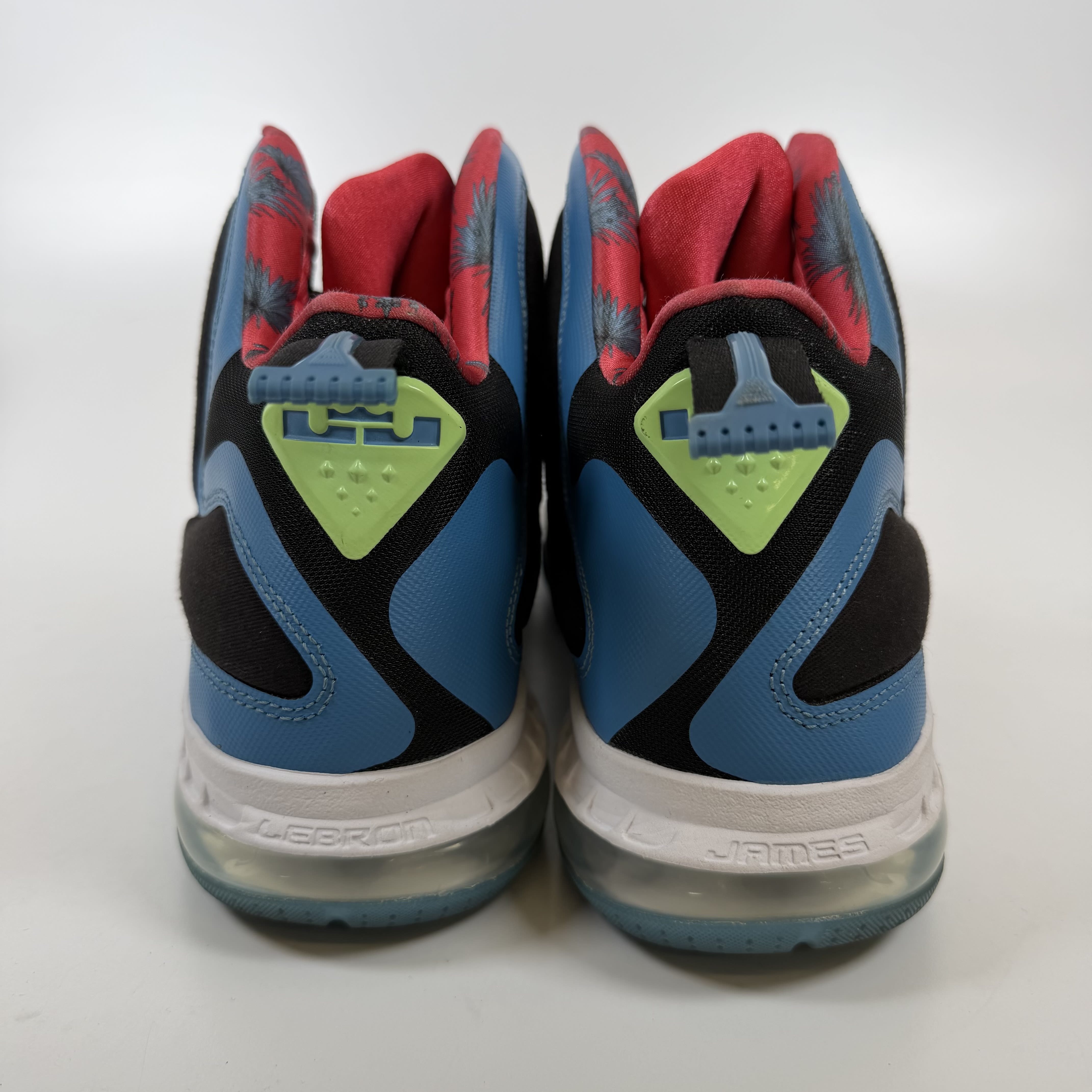 SP6870 LeBron 9 'South Coast'