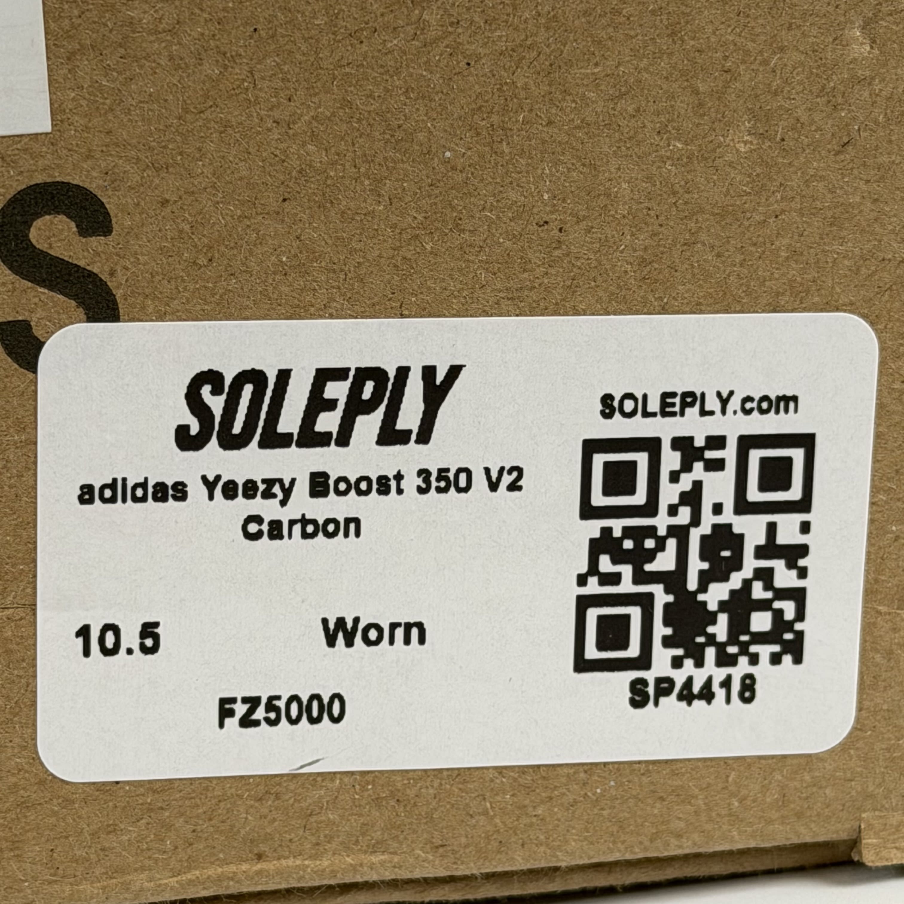 SP4418 adidas Yeezy Boost 350 V2 Carbon