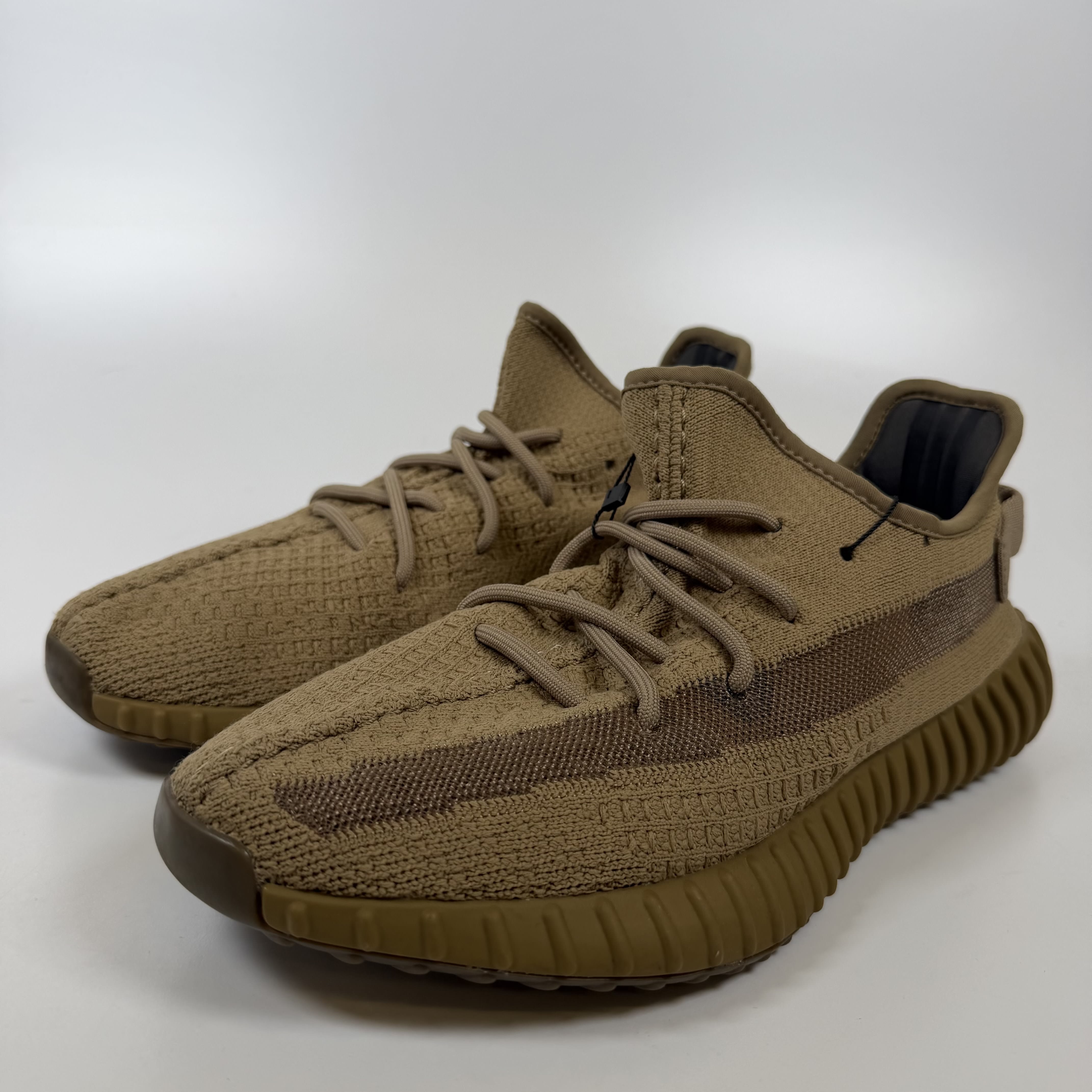 670203 adidas Yeezy Boost 350 V2 Earth
