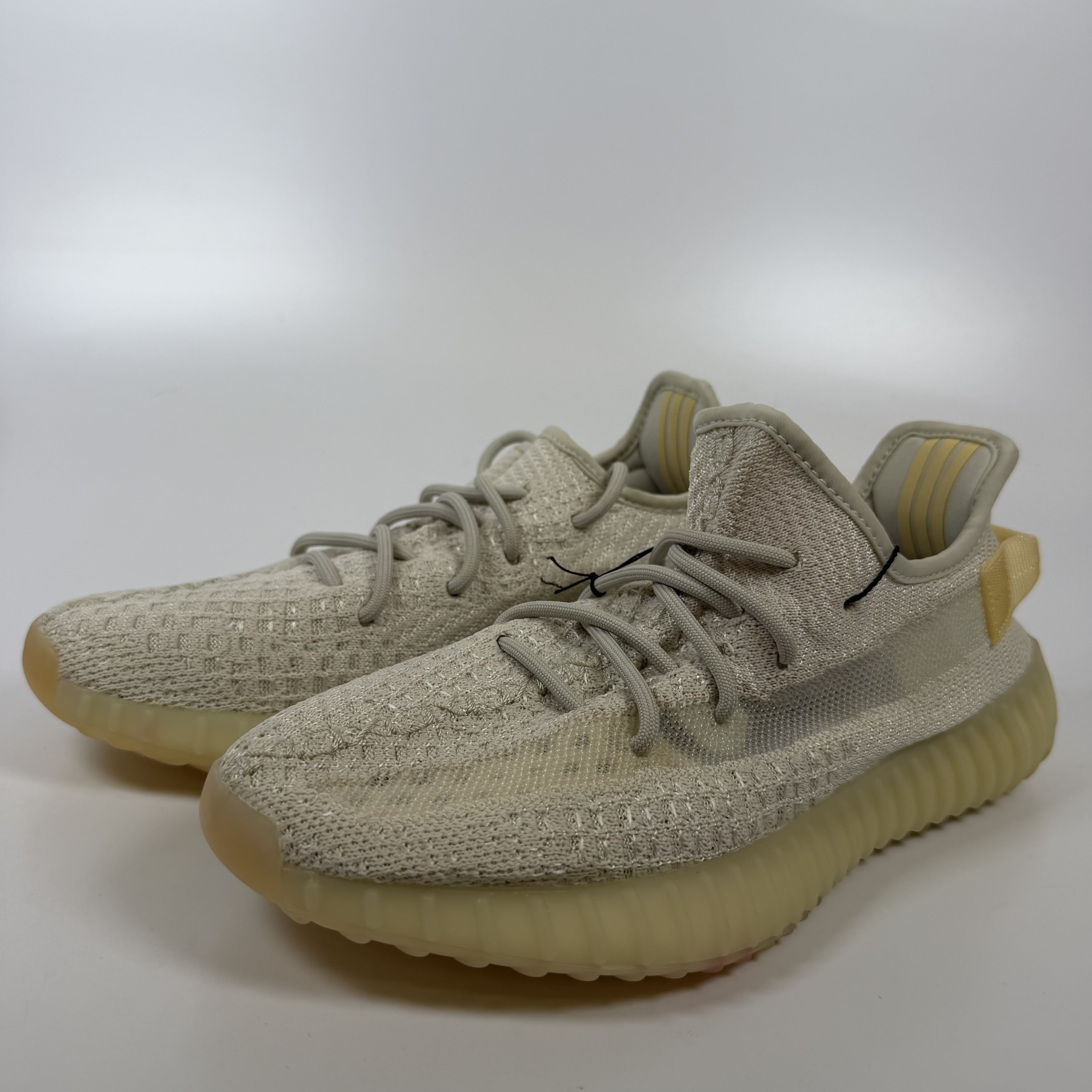 633829 adidas Yeezy Boost 350 V2 Light
