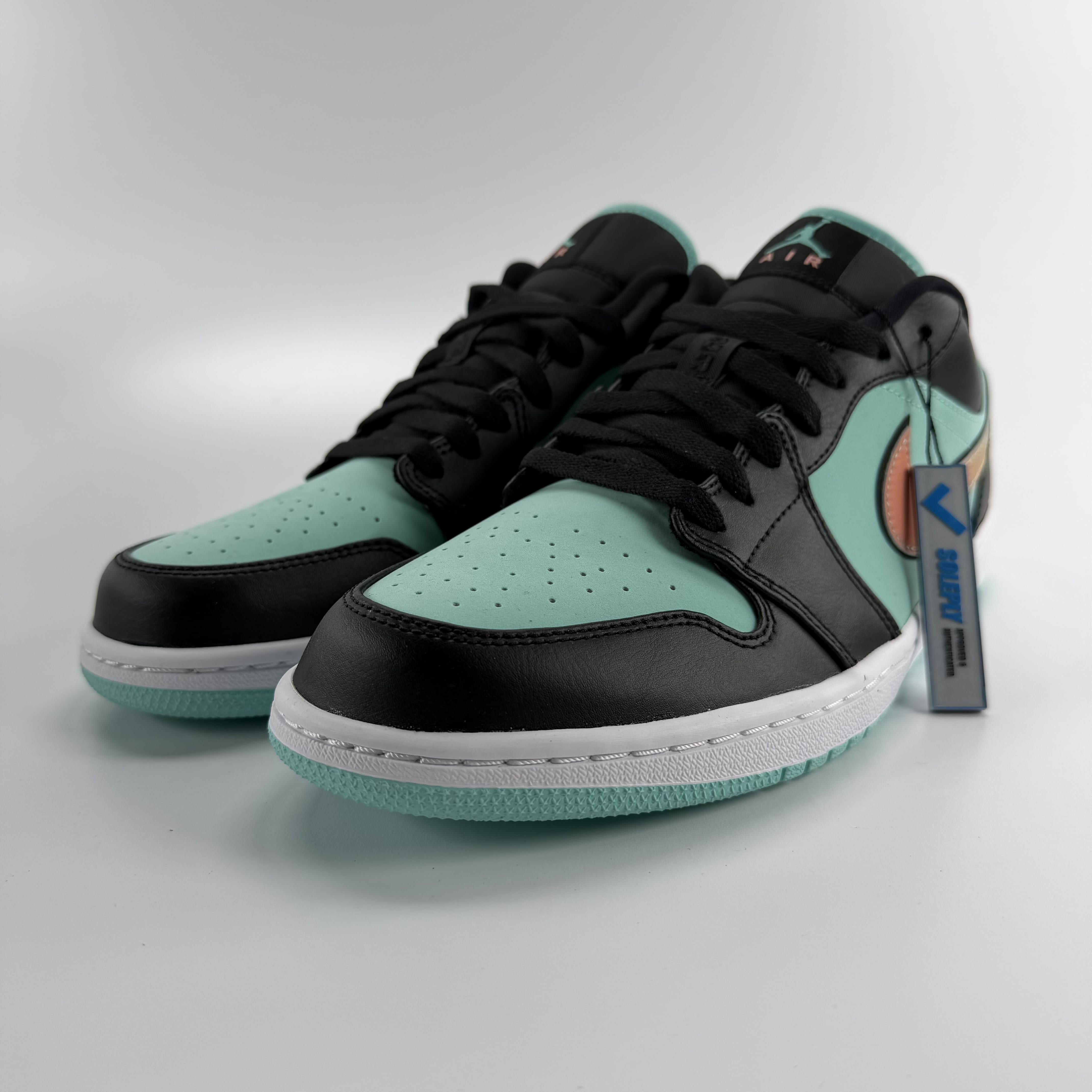 824598 Jordan 1 Low SE Tropical Twist