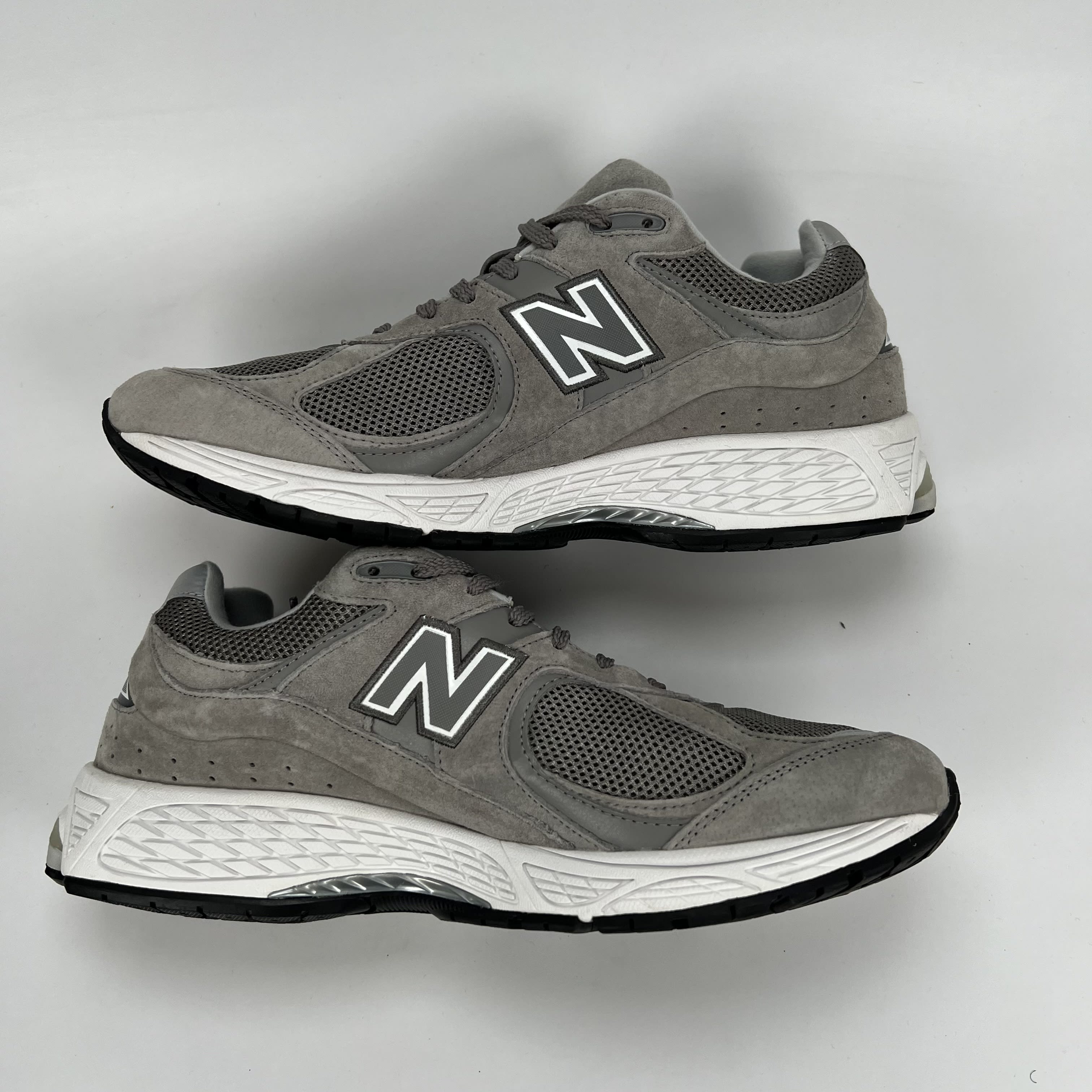SP2672 New Balance 2002R Grey White