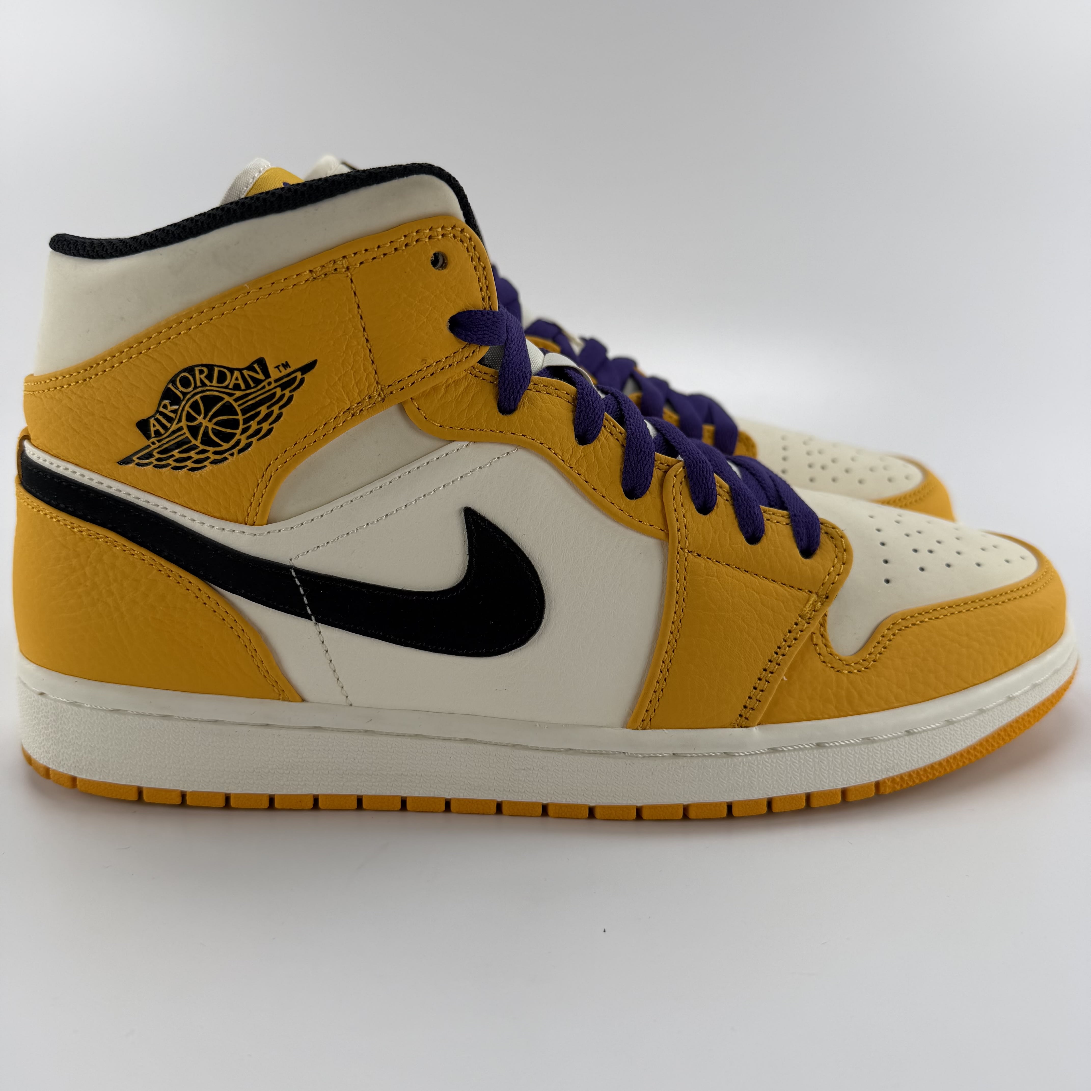 644703 Air Jordan 1 Mid 'Lakers'