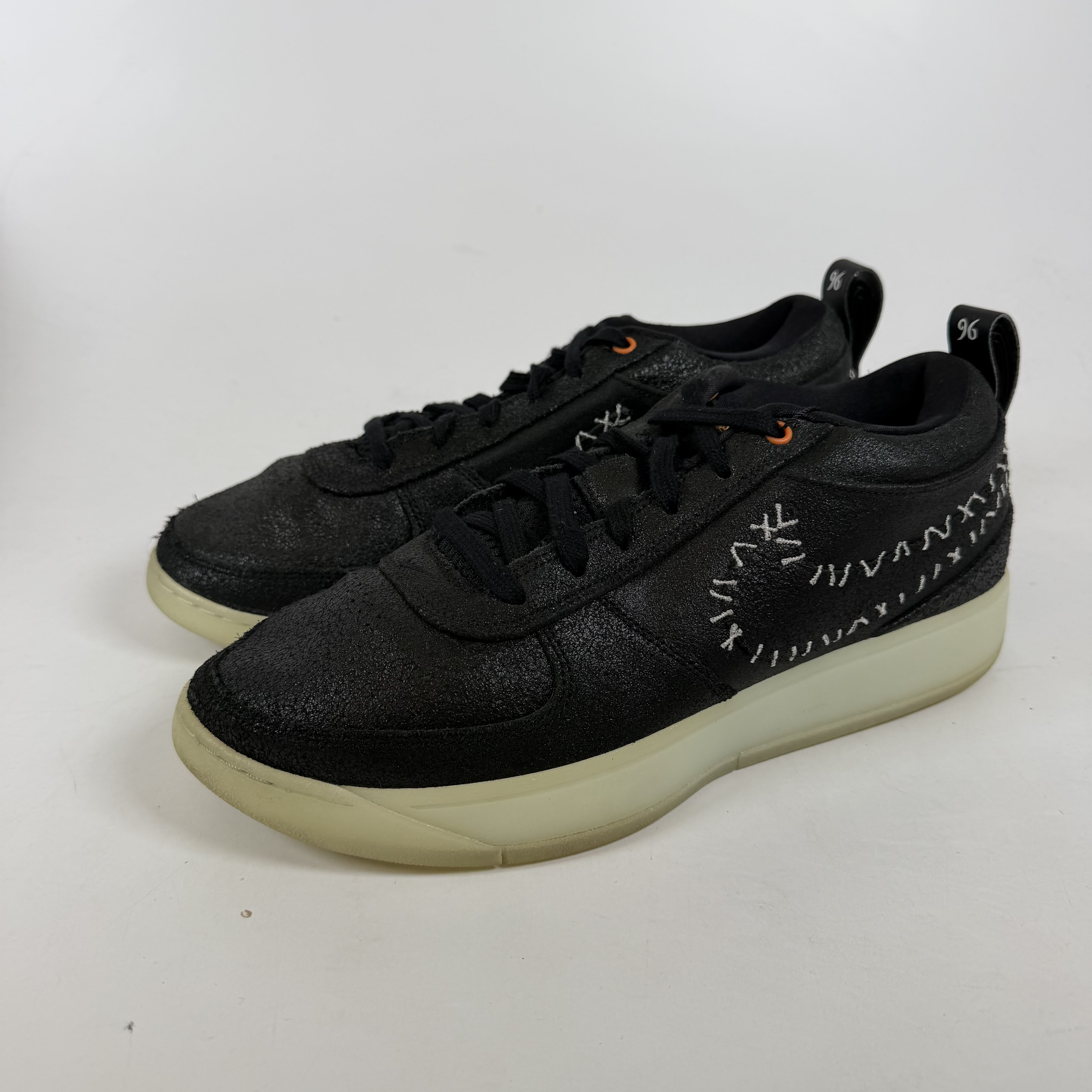 SP6858 Nike Book 1 Halloween