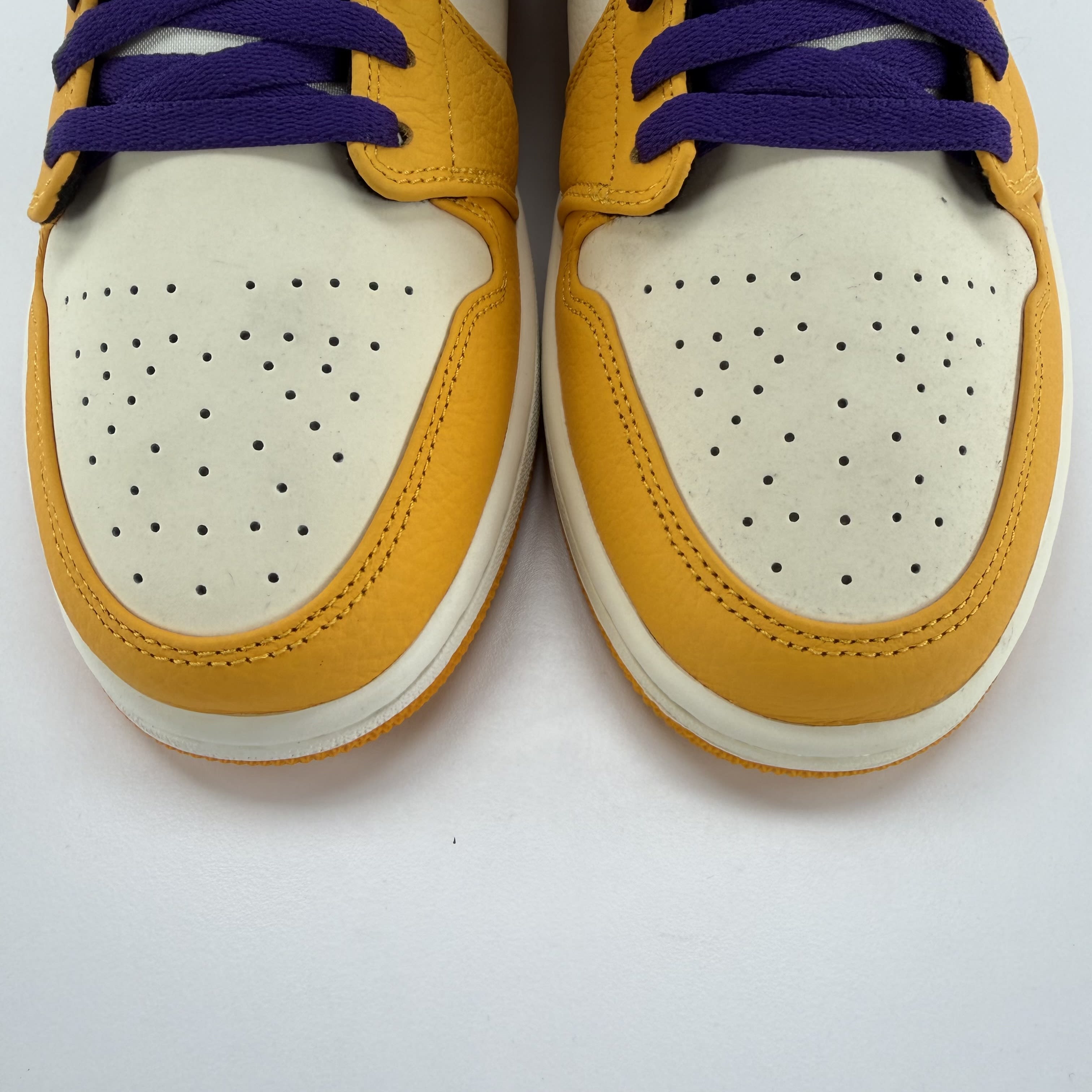644703 Air Jordan 1 Mid 'Lakers'