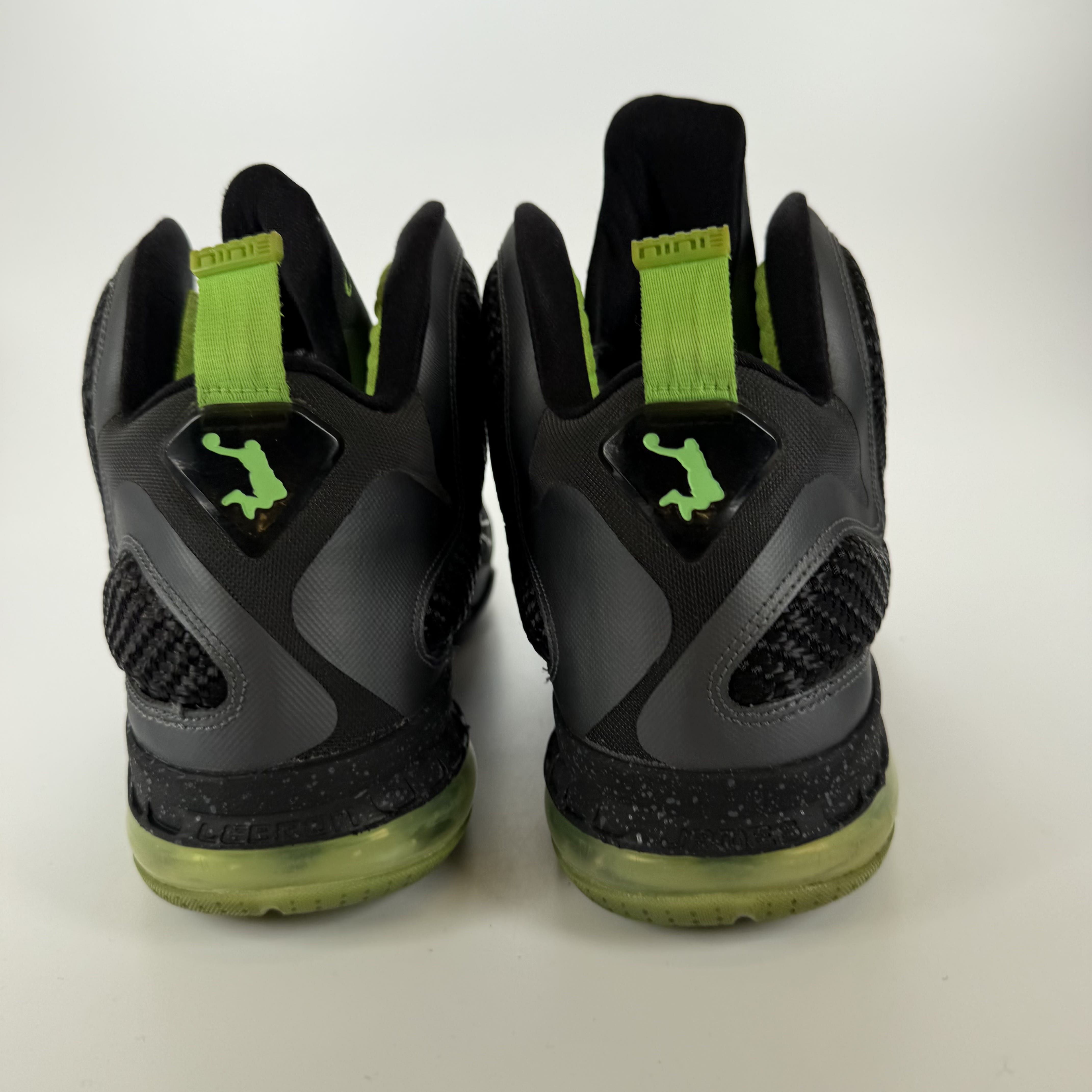 SP3634 Nike LeBron 9 Dunkman