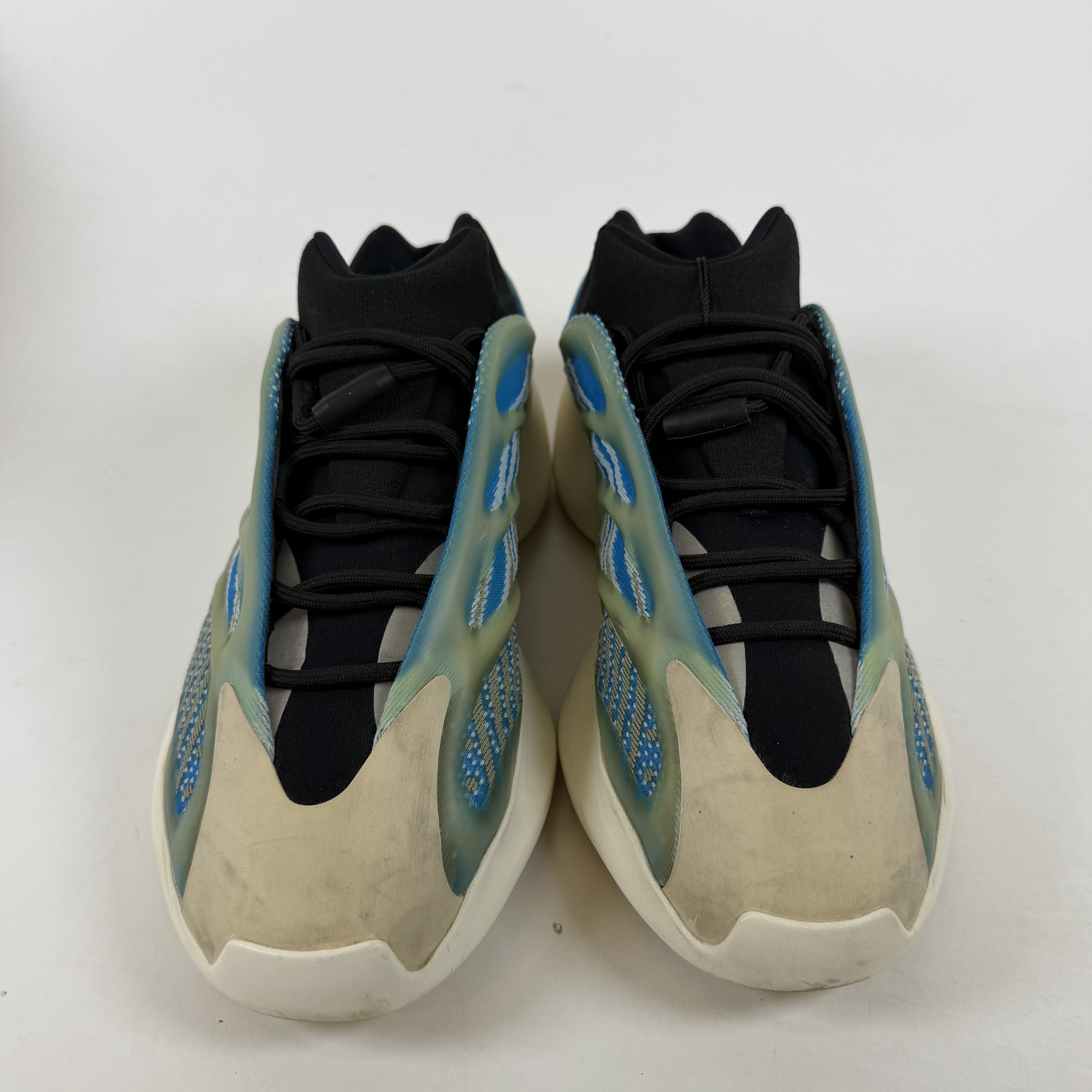 SP6836 adidas Yeezy 700 V3 Arzareth