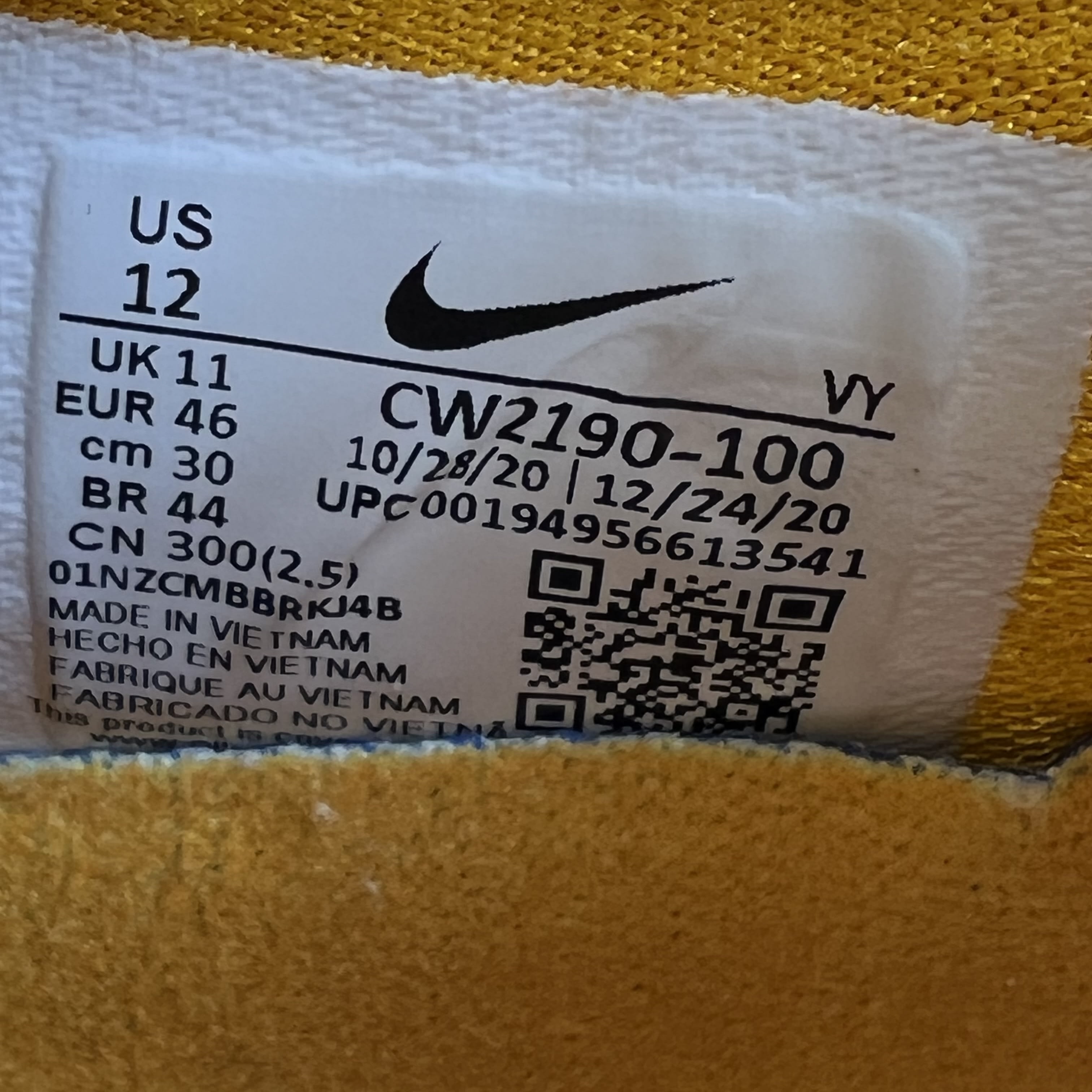 SP2683 Nike Zoom Kobe 6 White Del Sol