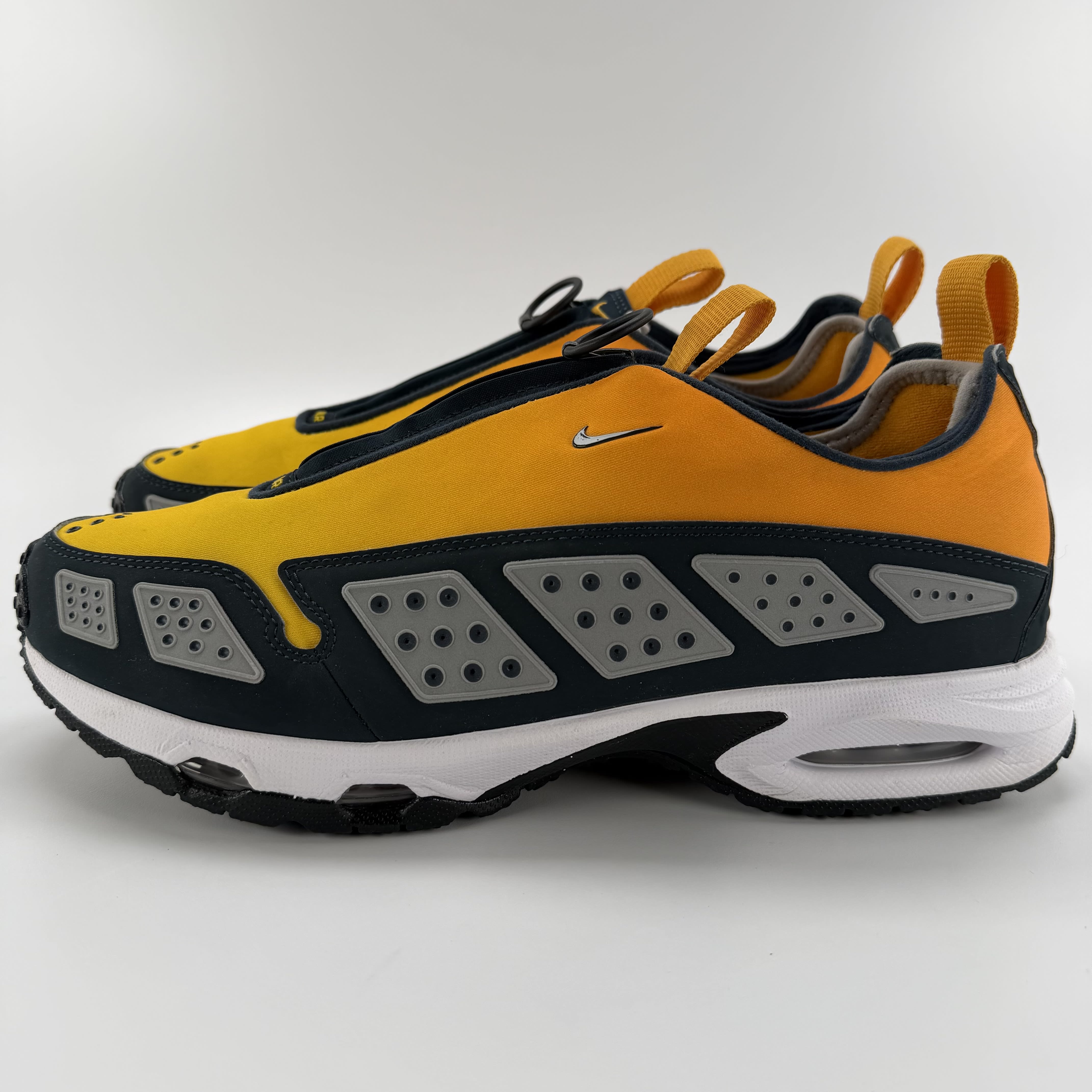 523103 Nike Air Max Sunder Canyon Gold Deep Ocean (Women's)