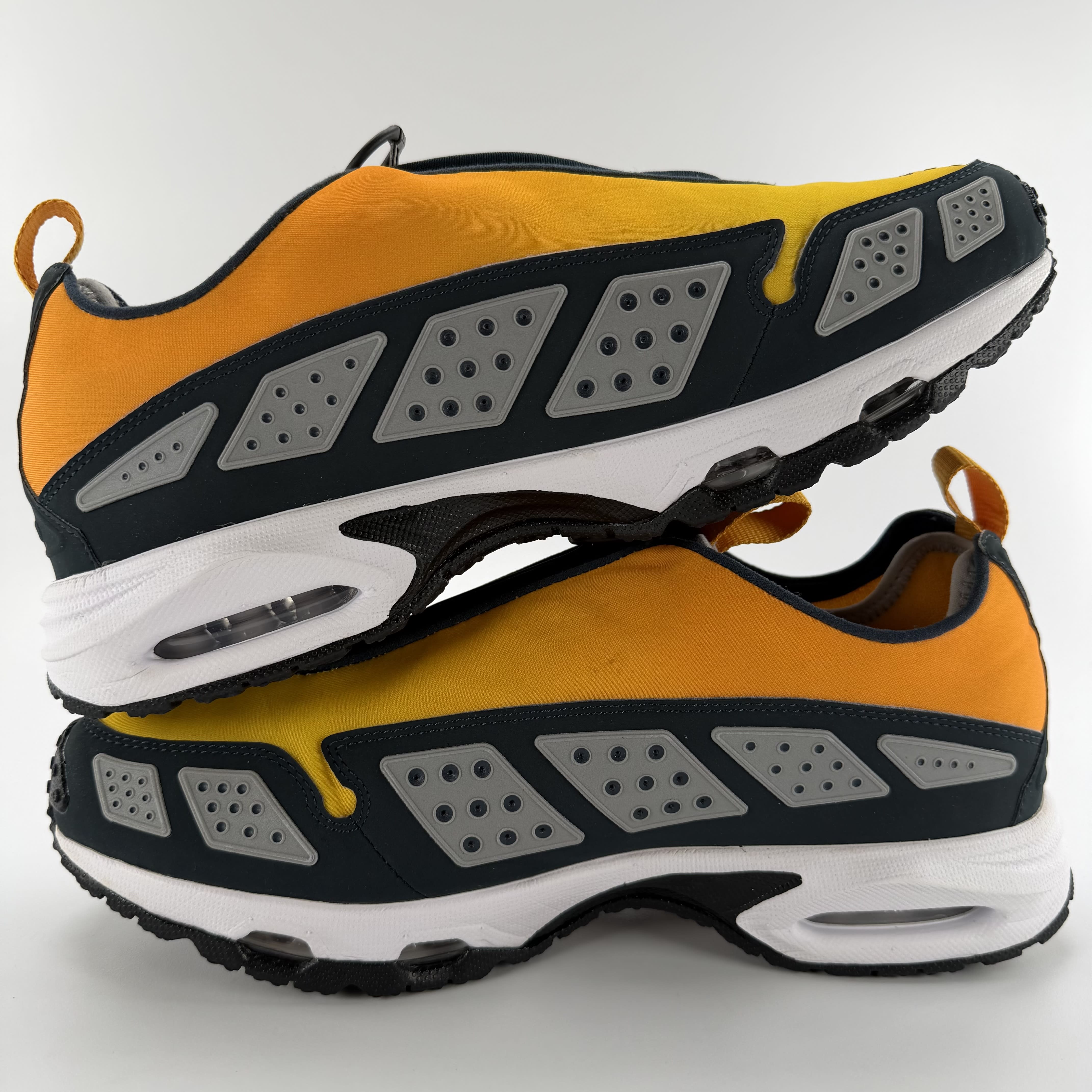 523103 Nike Air Max Sunder Canyon Gold Deep Ocean (Women's)