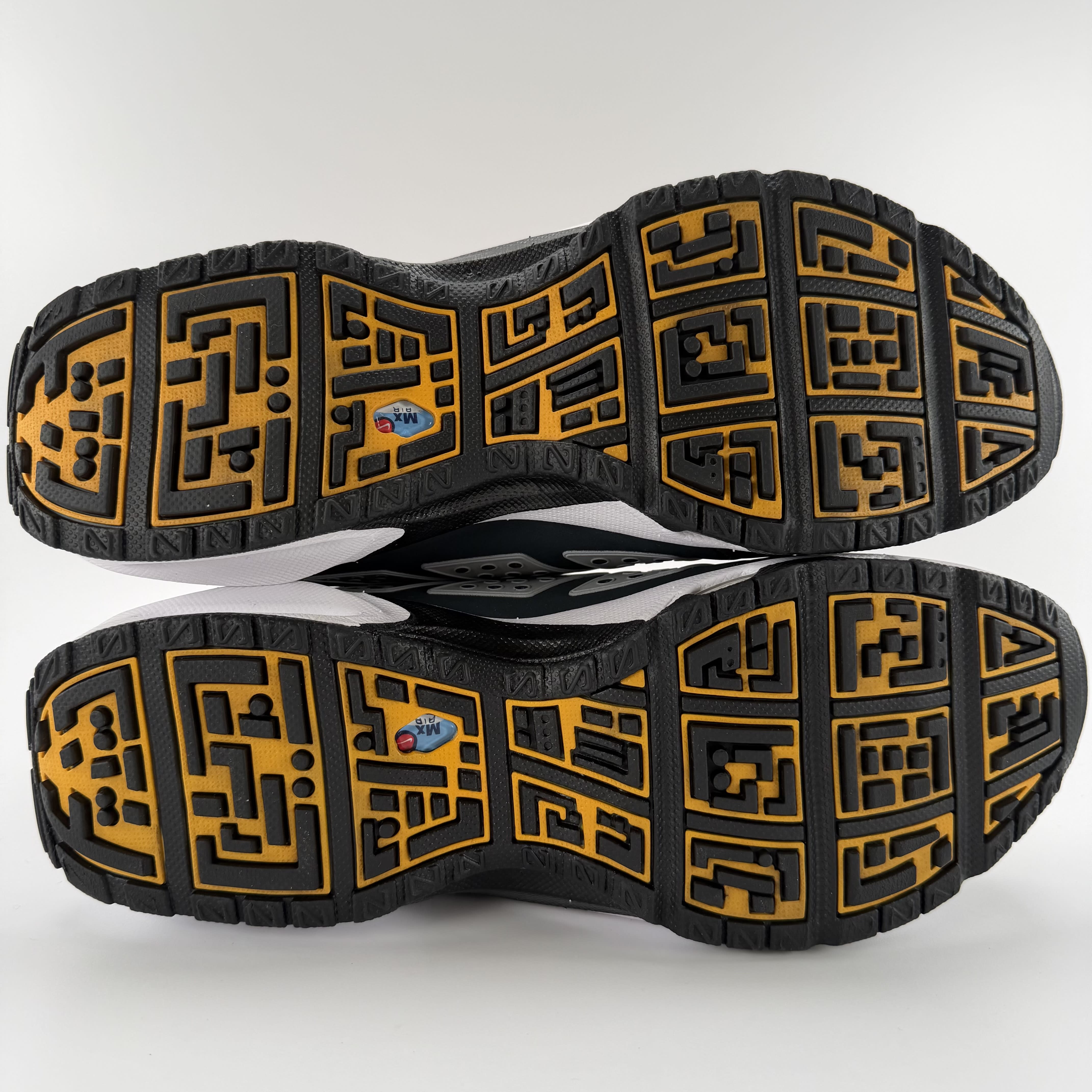 523103 Nike Air Max Sunder Canyon Gold Deep Ocean (Women's)
