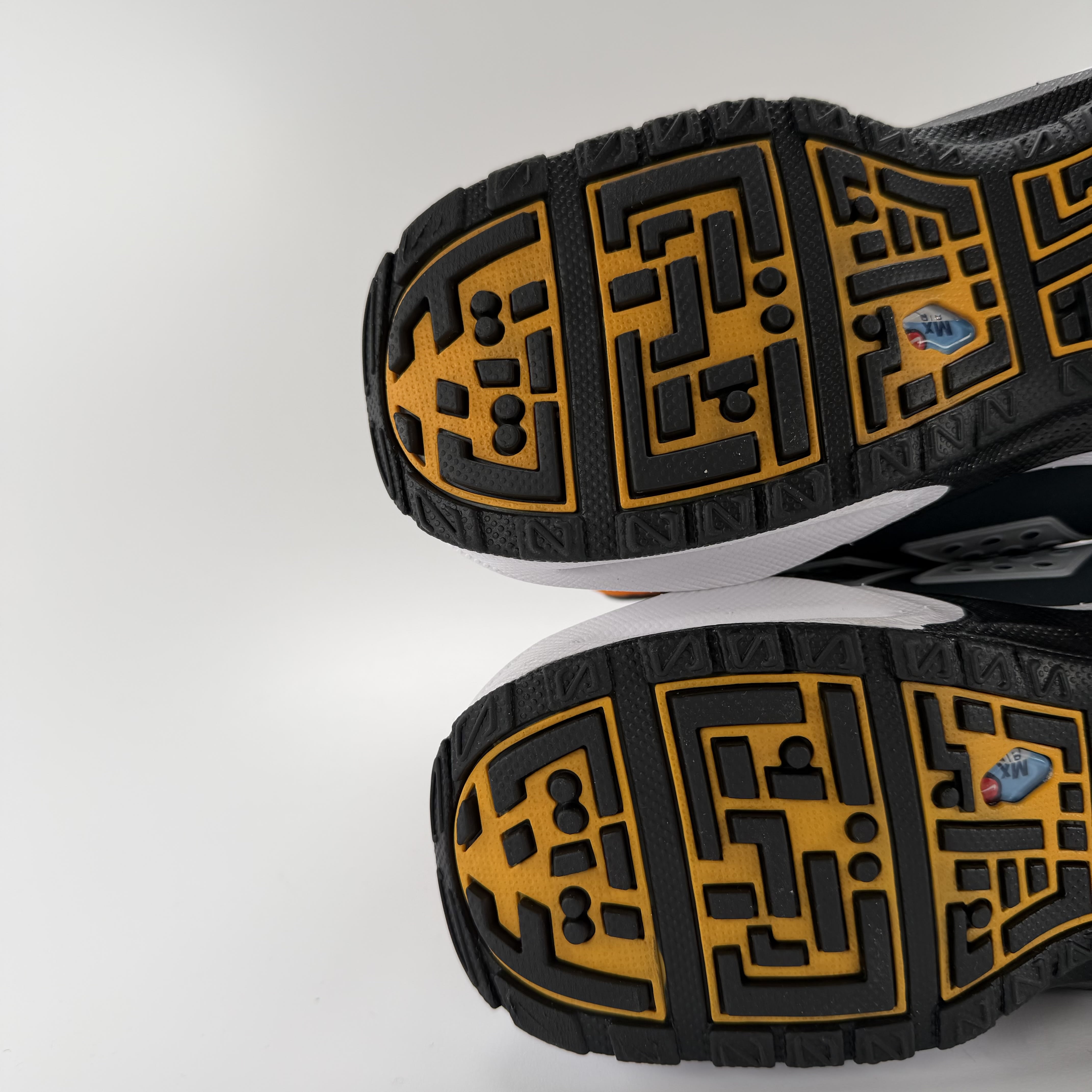 523103 Nike Air Max Sunder Canyon Gold Deep Ocean (Women's)