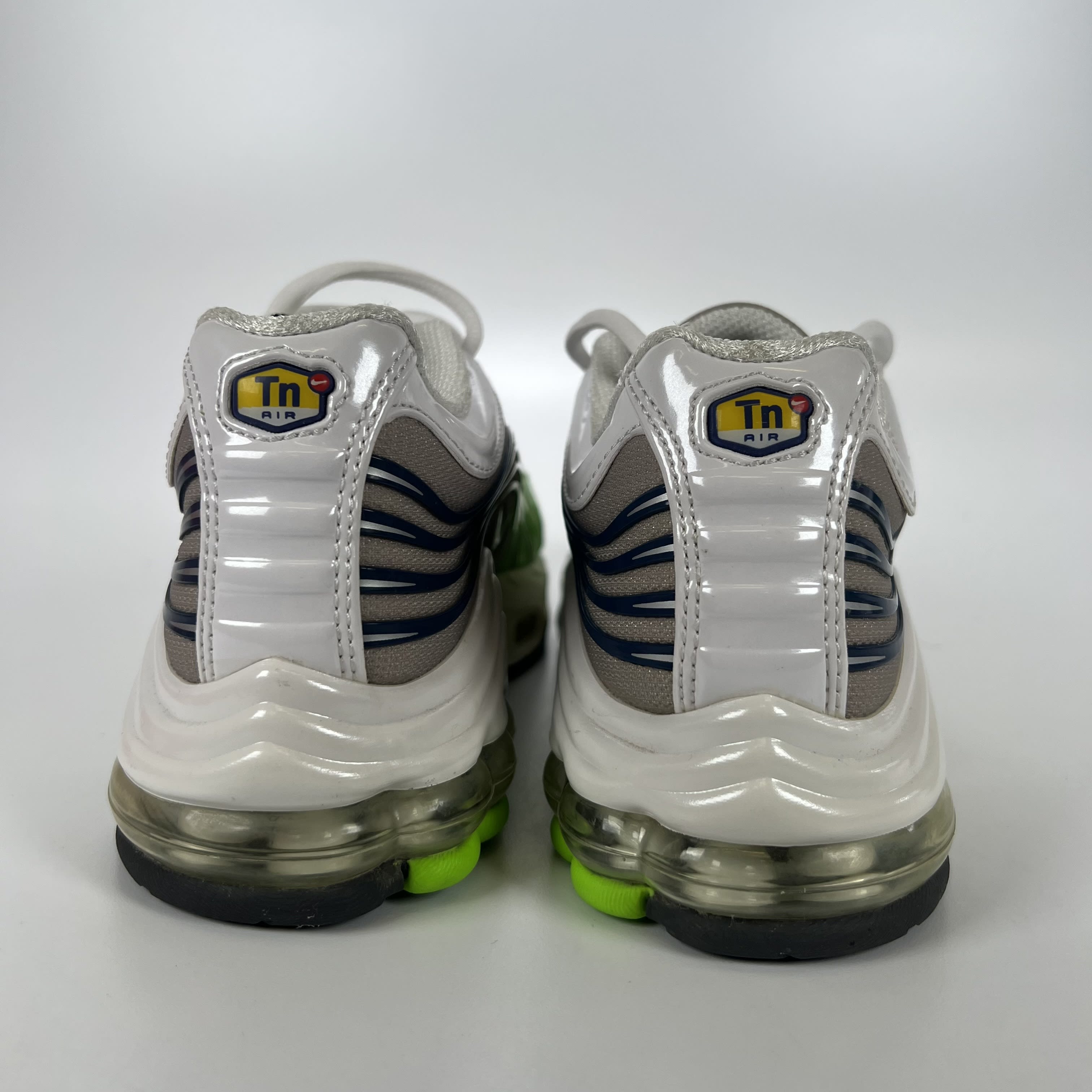 SP5506  Nike Air Max Plus 2 GS 'College Grey Electric Green'