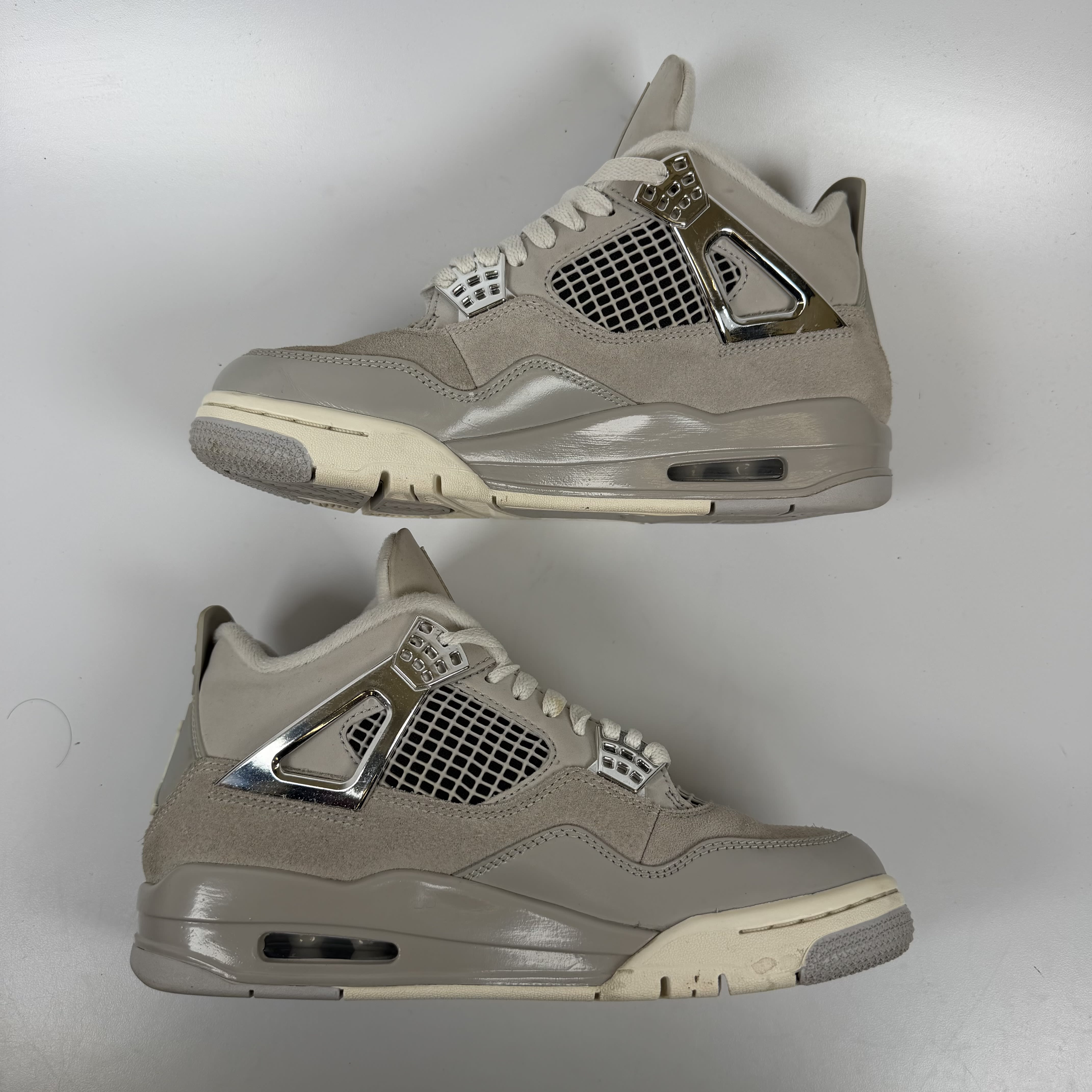 SP7187 Jordan 4 Retro Frozen Moments (Women's)