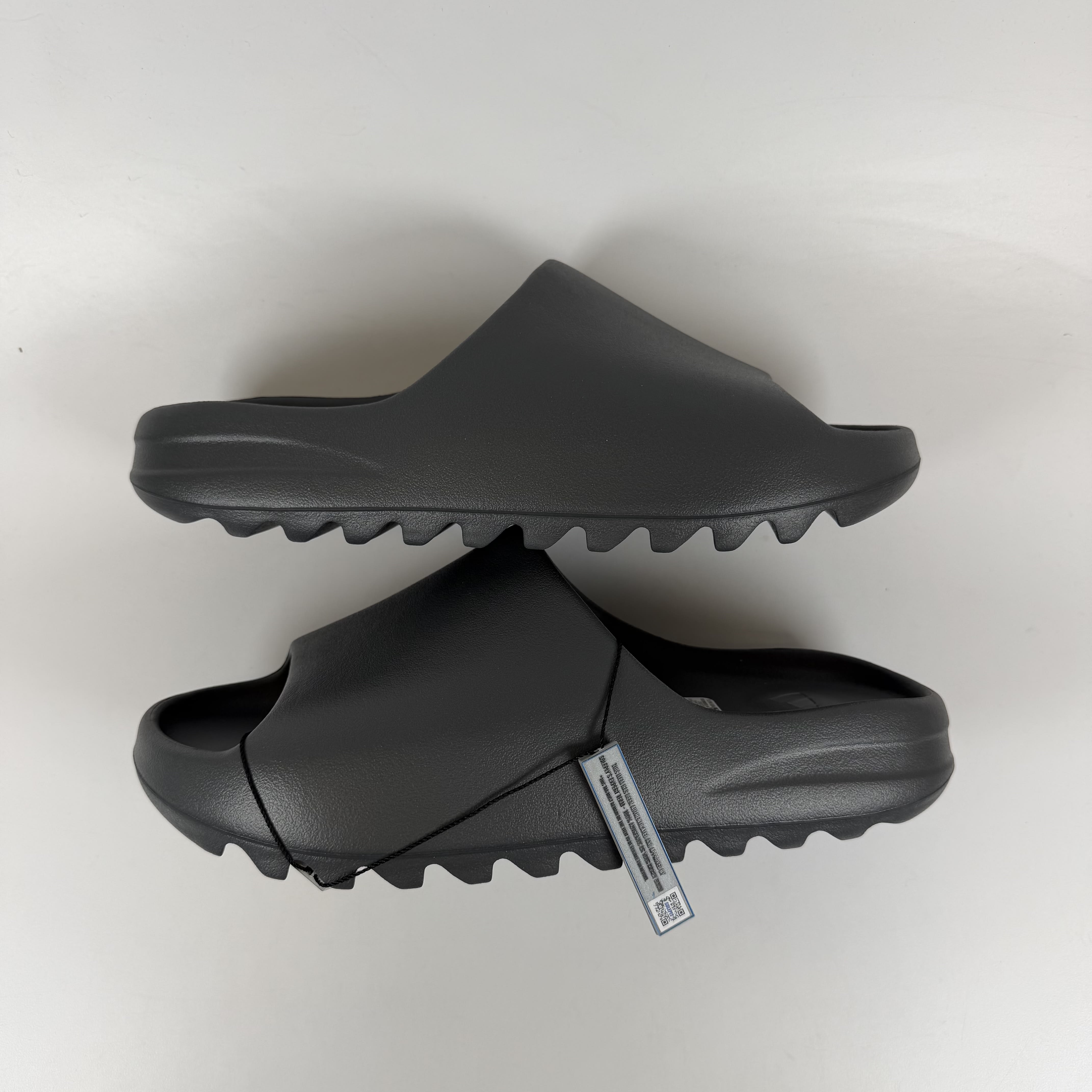 SP10547 adidas Yeezy Slide Slate Grey