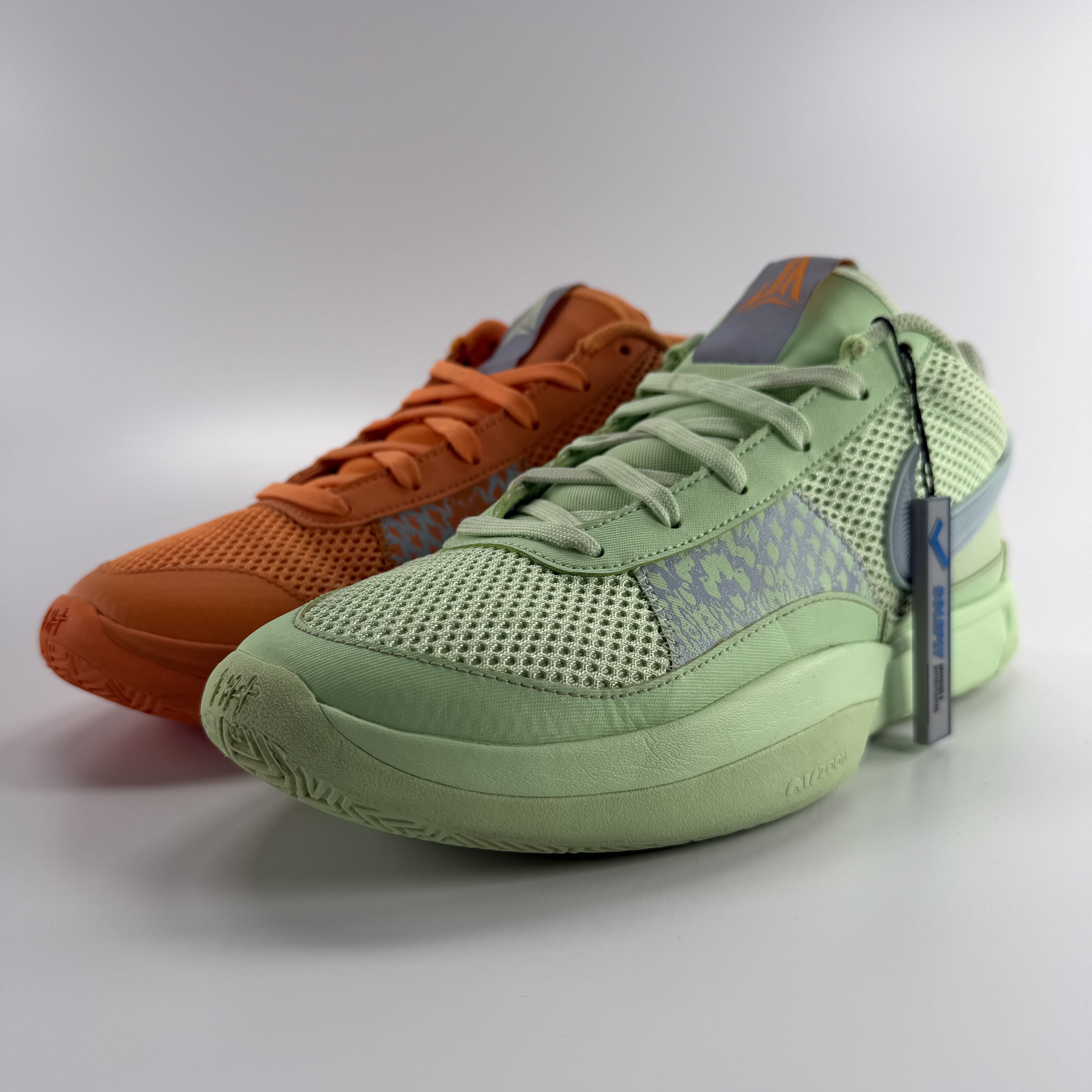 824813 Nike Ja 1 Mismatched