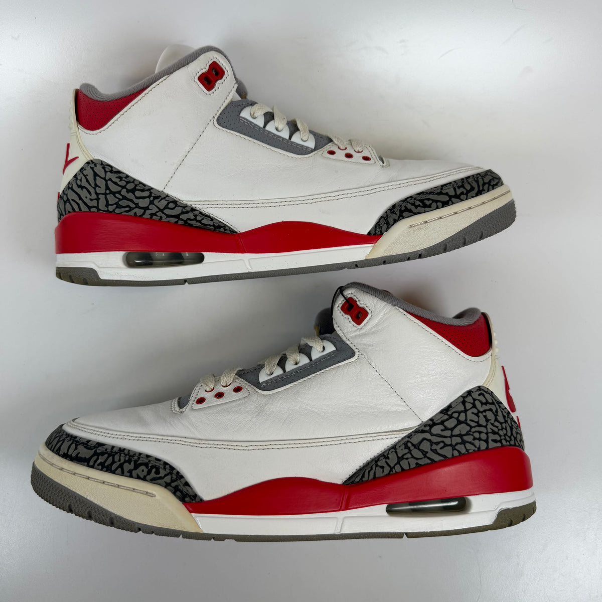[SP11981] Jordan 3 Retro Fire Red (2022)