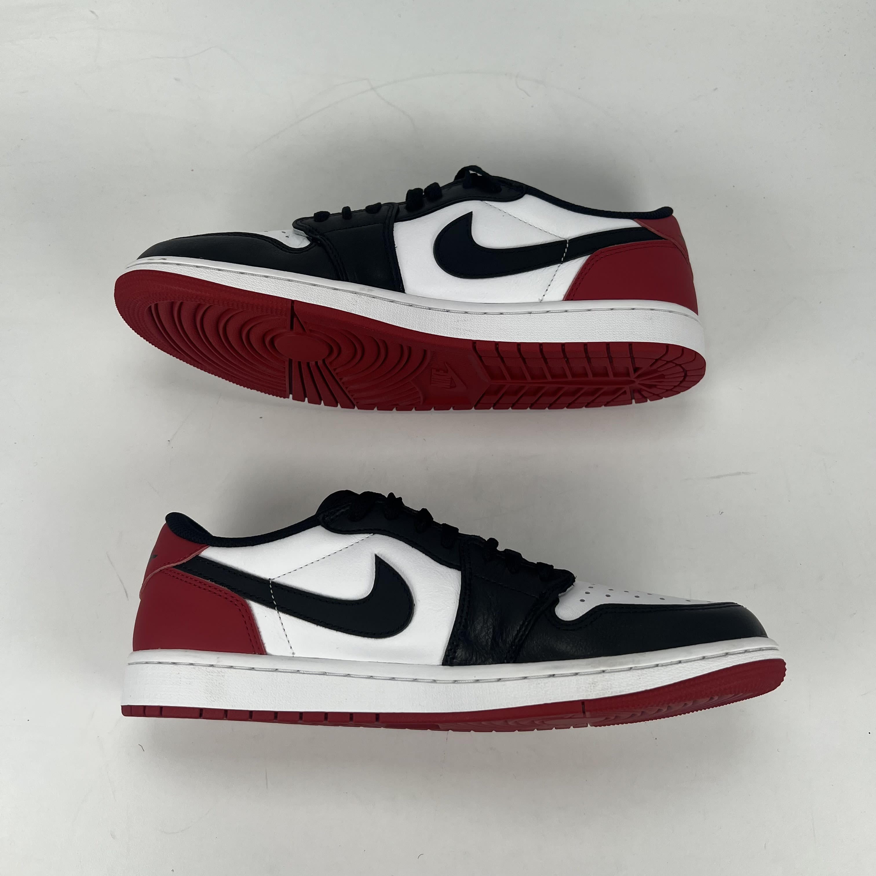 SP5323 Jordan 1 Retro Low OG Black Toe (2023)