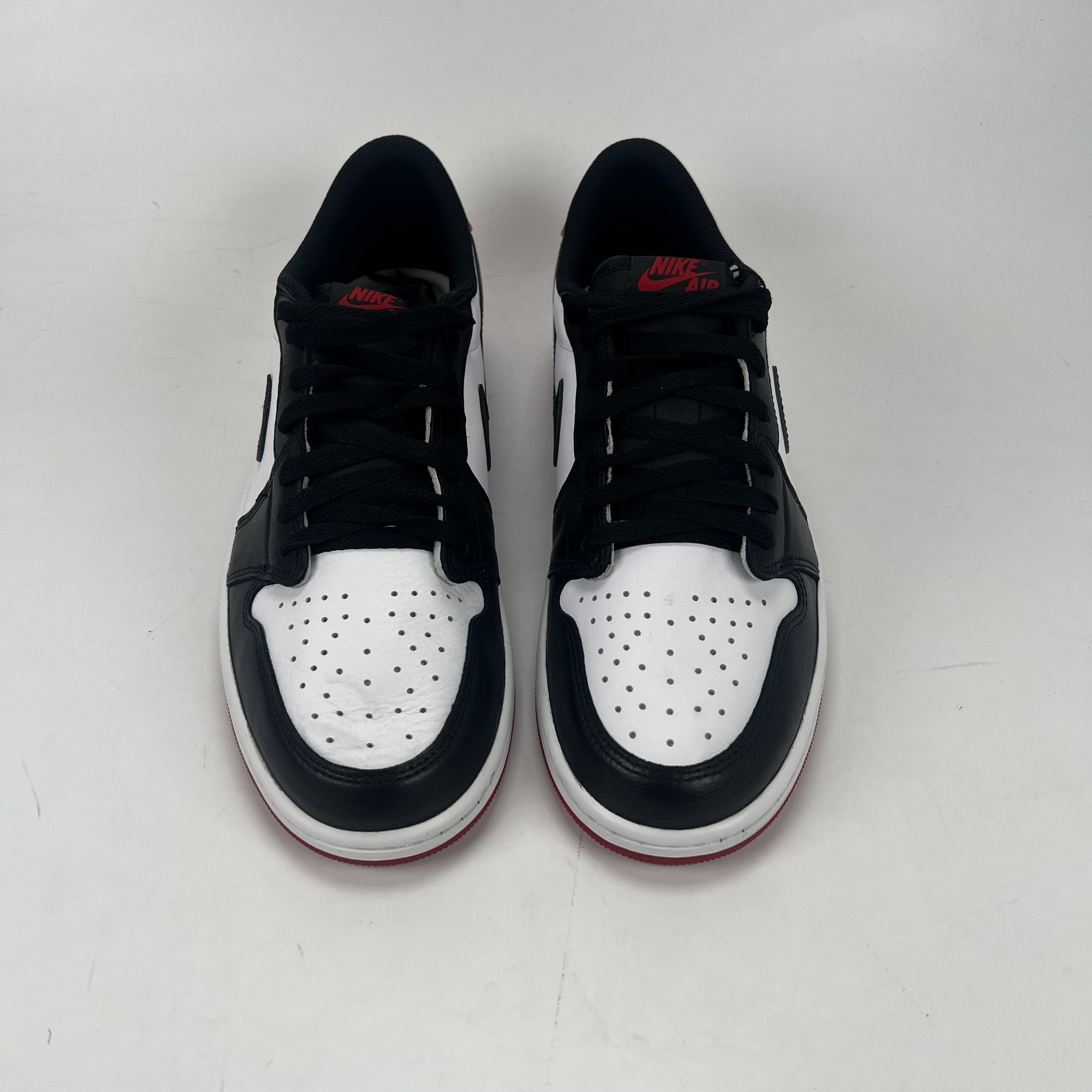 SP5323 Jordan 1 Retro Low OG Black Toe (2023)