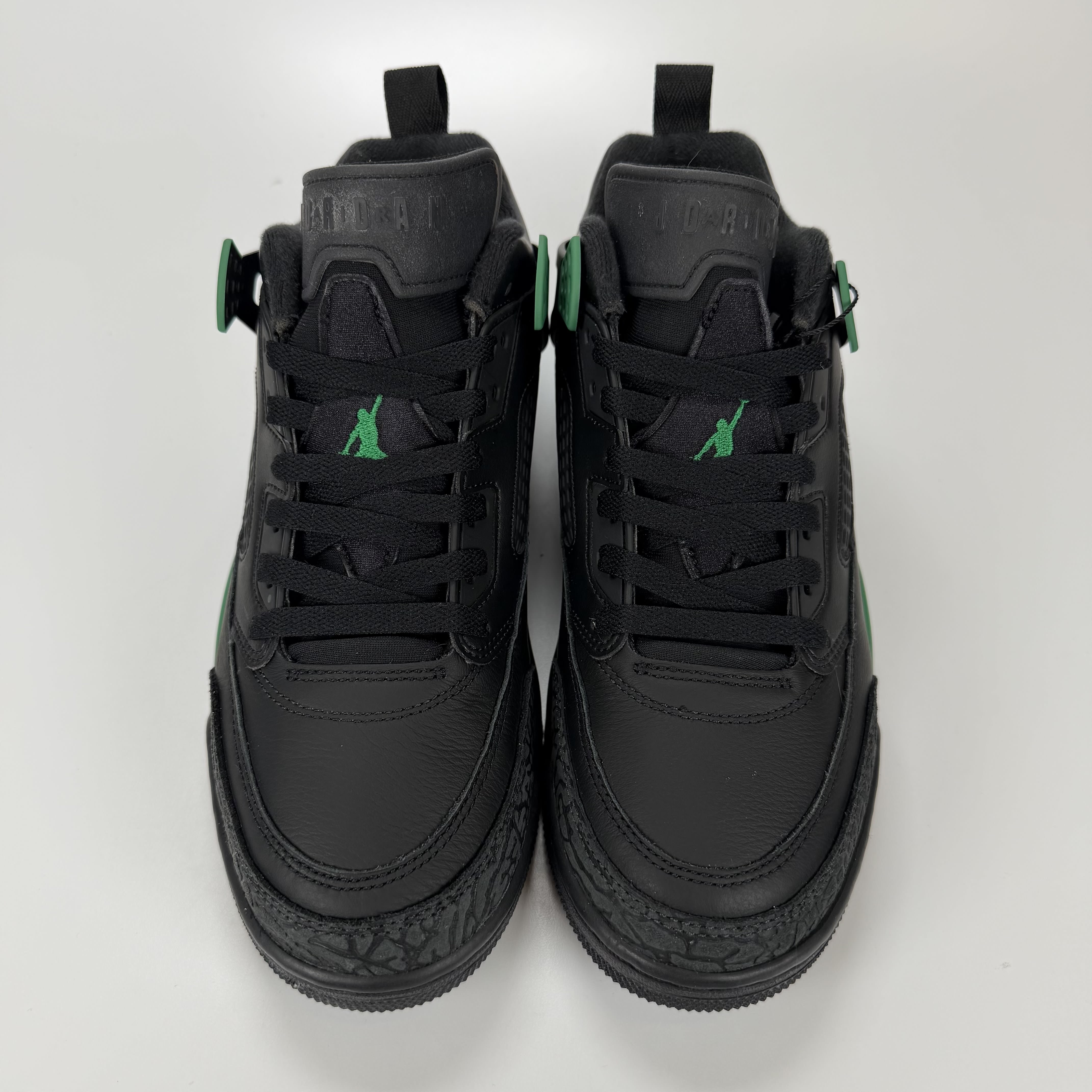 SP4696 Jordan Spizike Low Pine Green