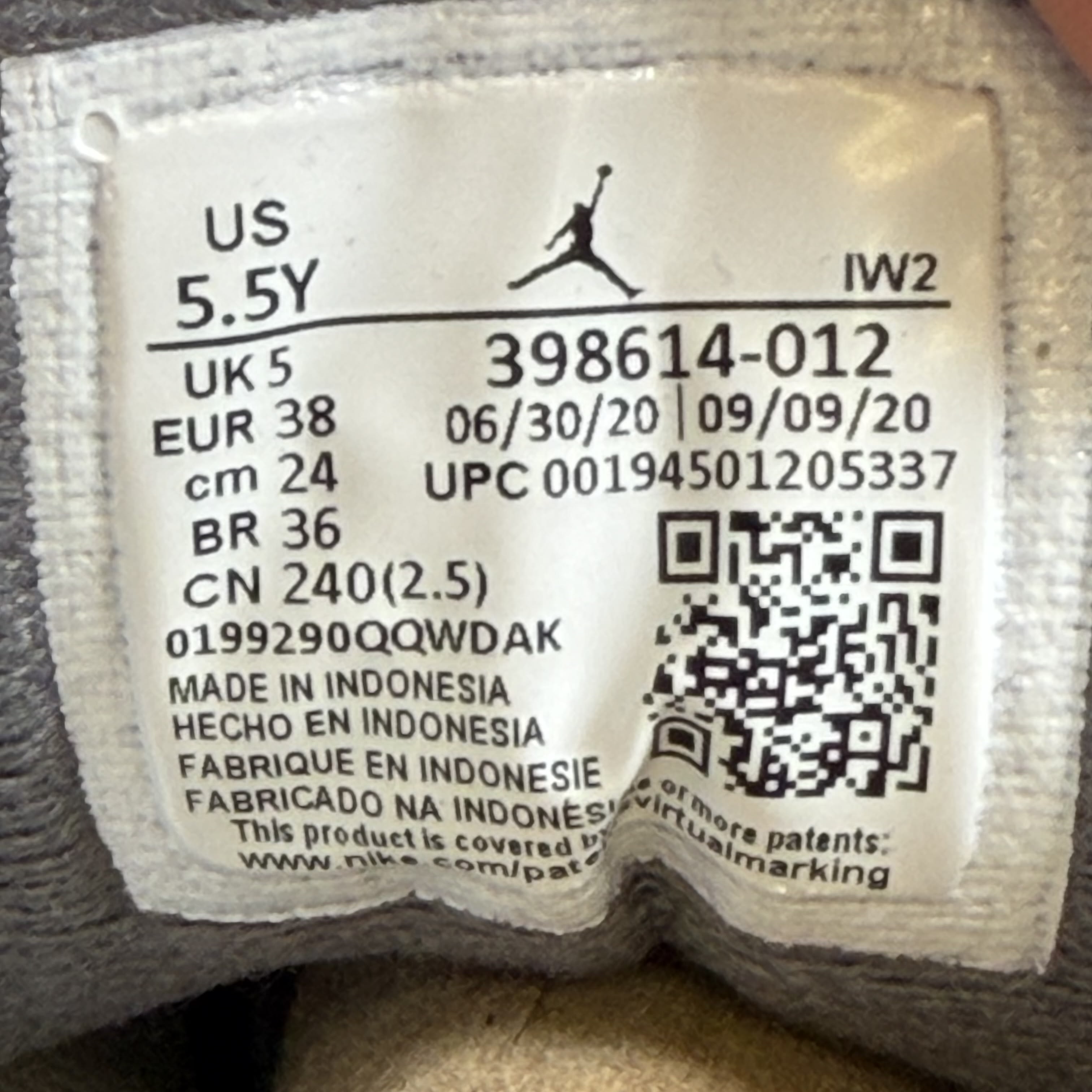 SP7396 Jordan 3 Retro Cool Grey (2021) (GS)