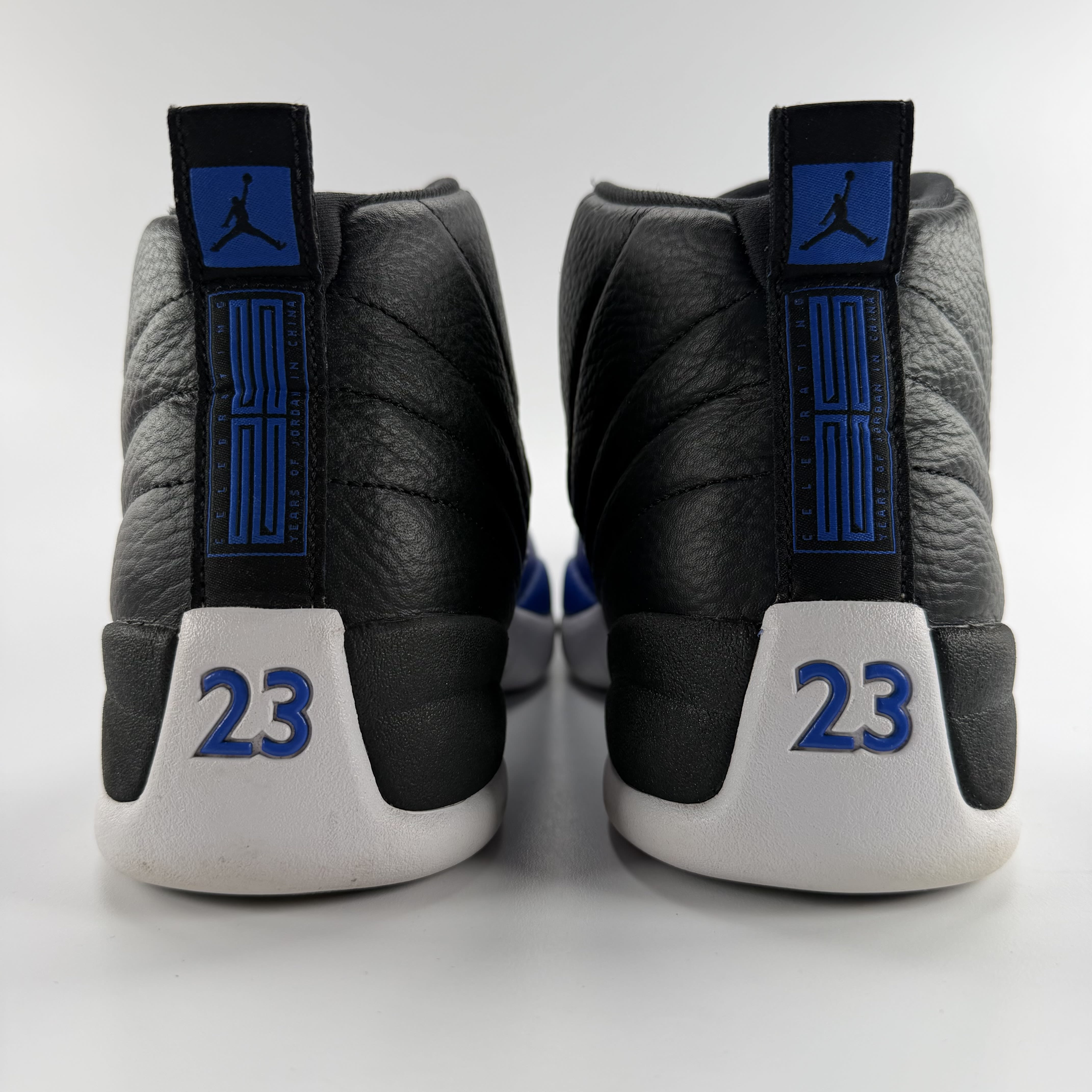 712938 Wmns Air Jordan 12 Retro 'Hyper Royal'