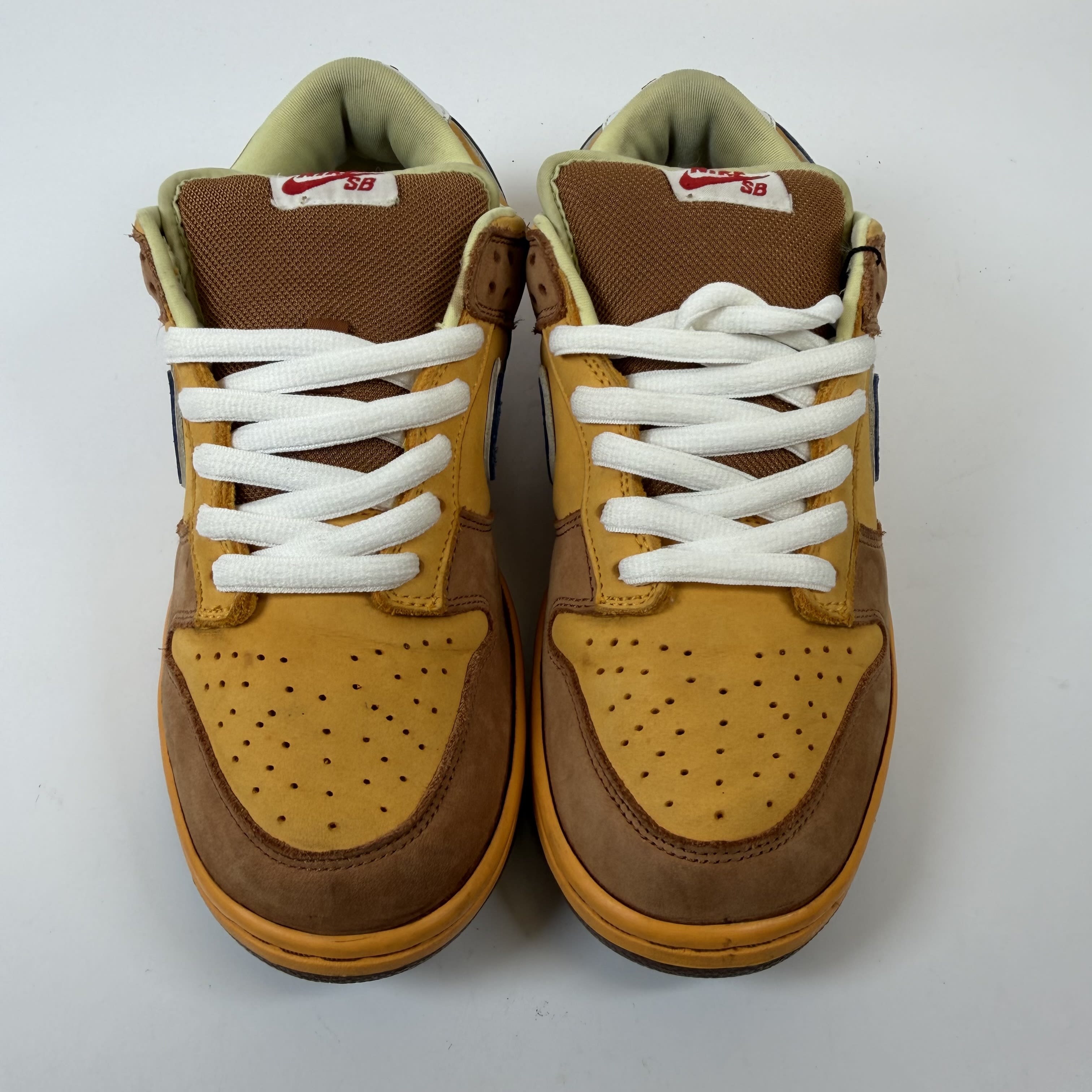 SP10950 Nike SB Dunk Low Newcastle Brown Ale