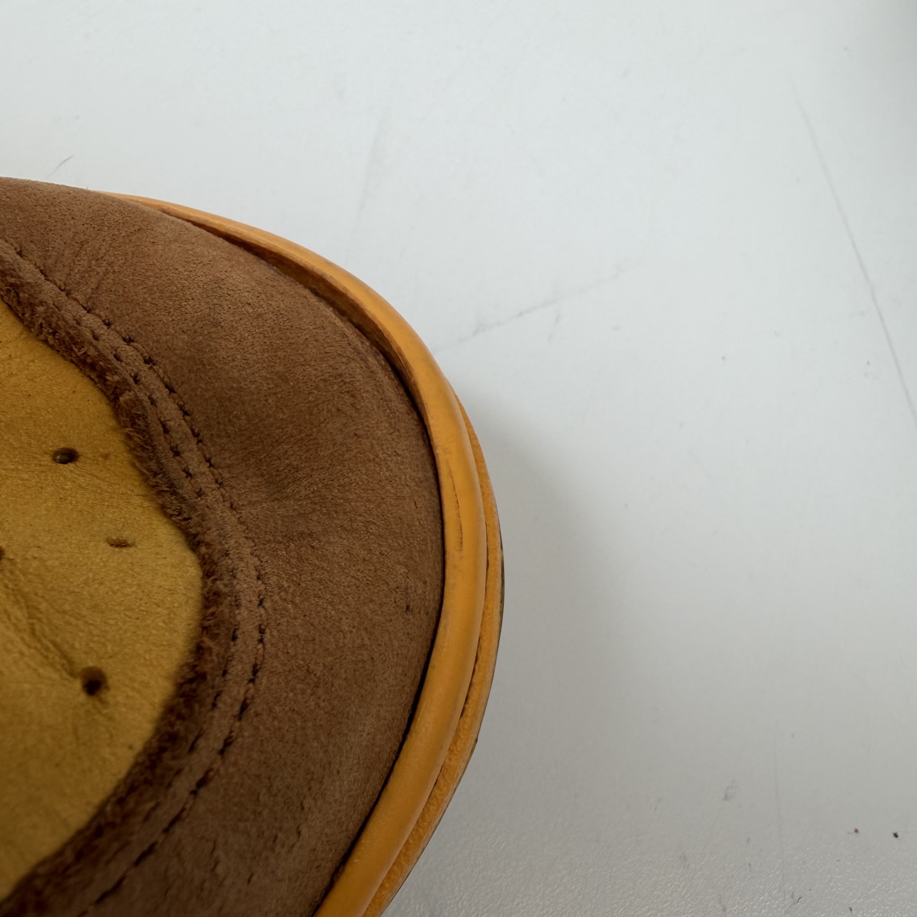 SP10950 Nike SB Dunk Low Newcastle Brown Ale