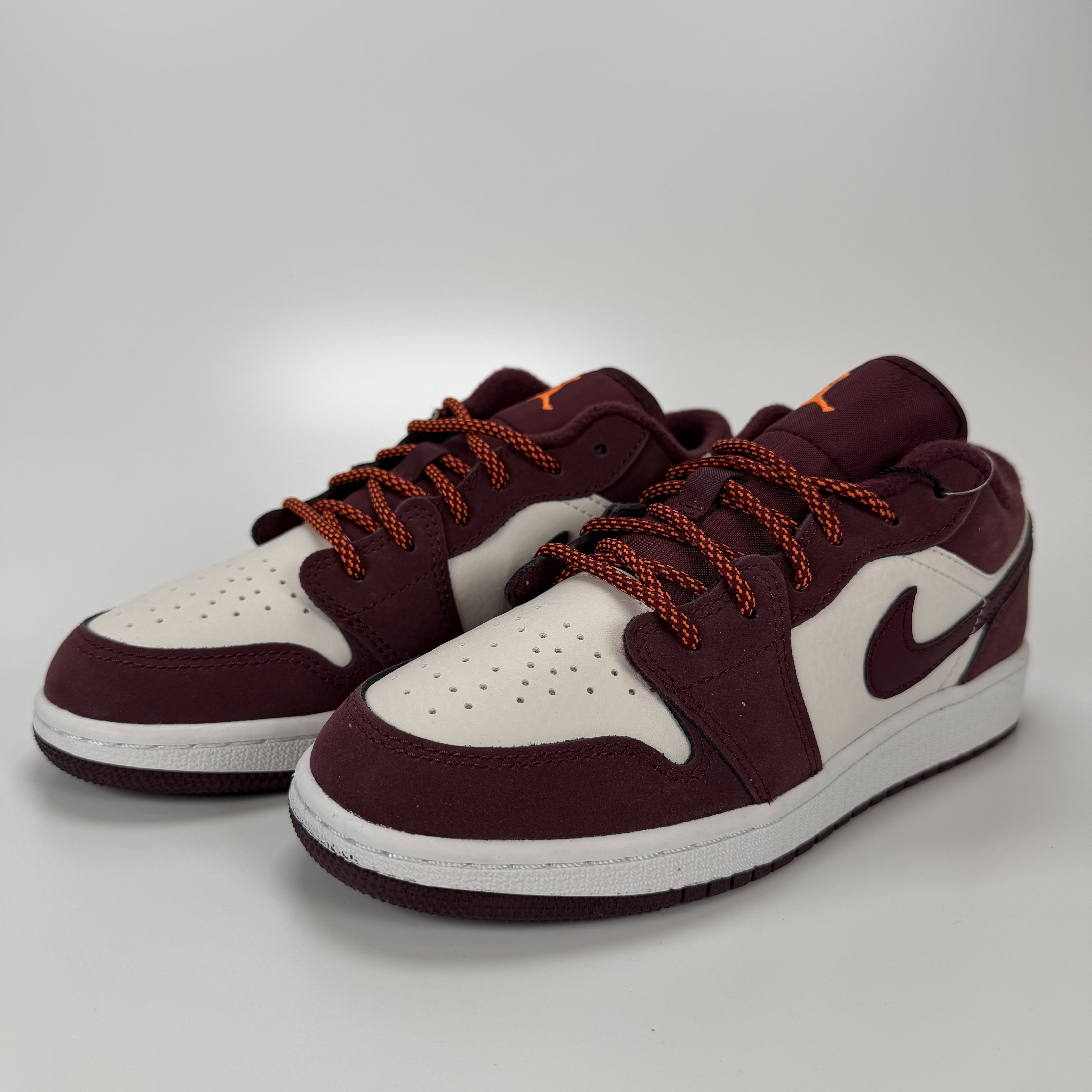 SP4819 Jordan 1 Low Night Maroon (GS)