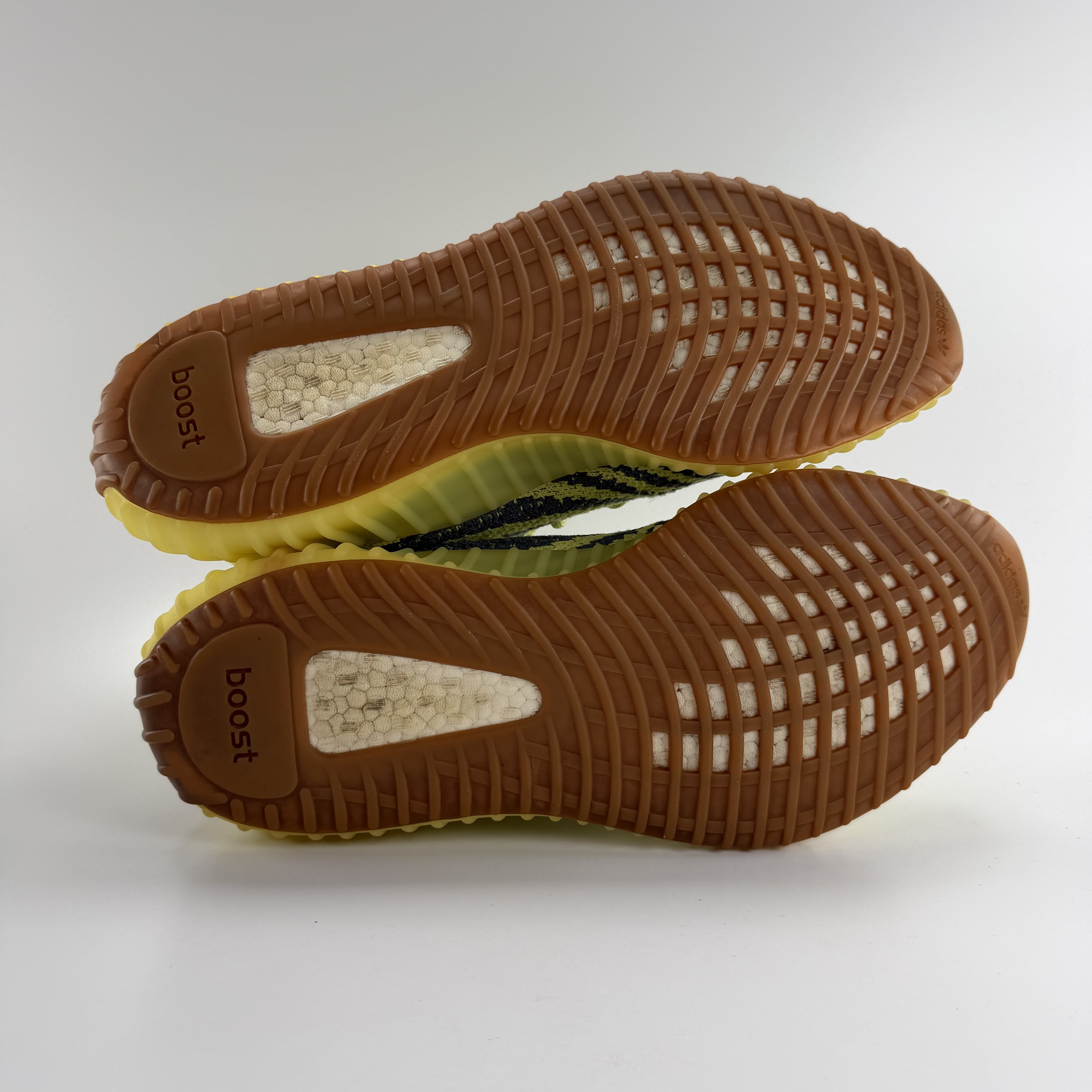 709362 adidas Yeezy Boost 350 V2 Semi Frozen Yellow