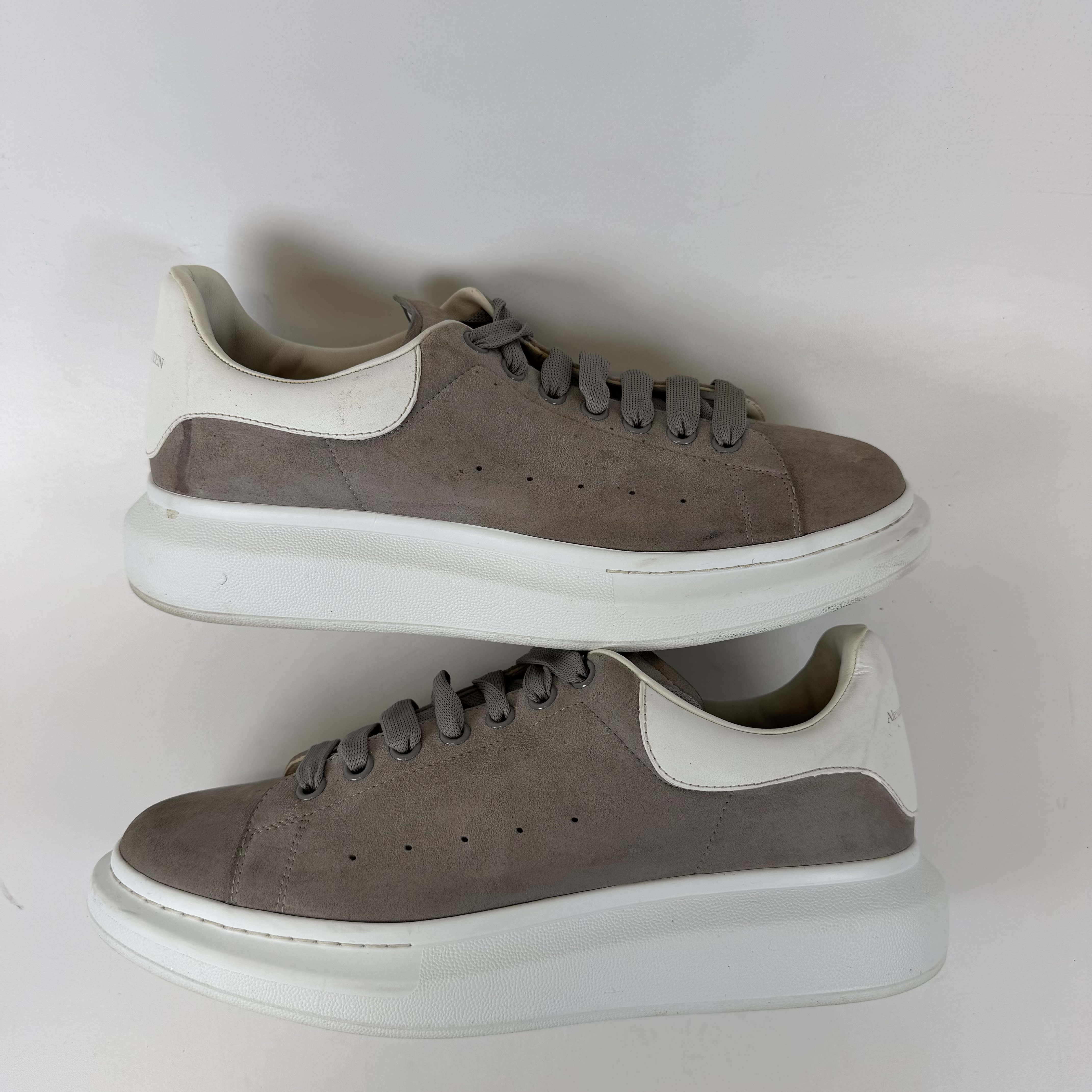 SP7665 Alexander McQueen Wmns Oversized Sneaker 'Stone'