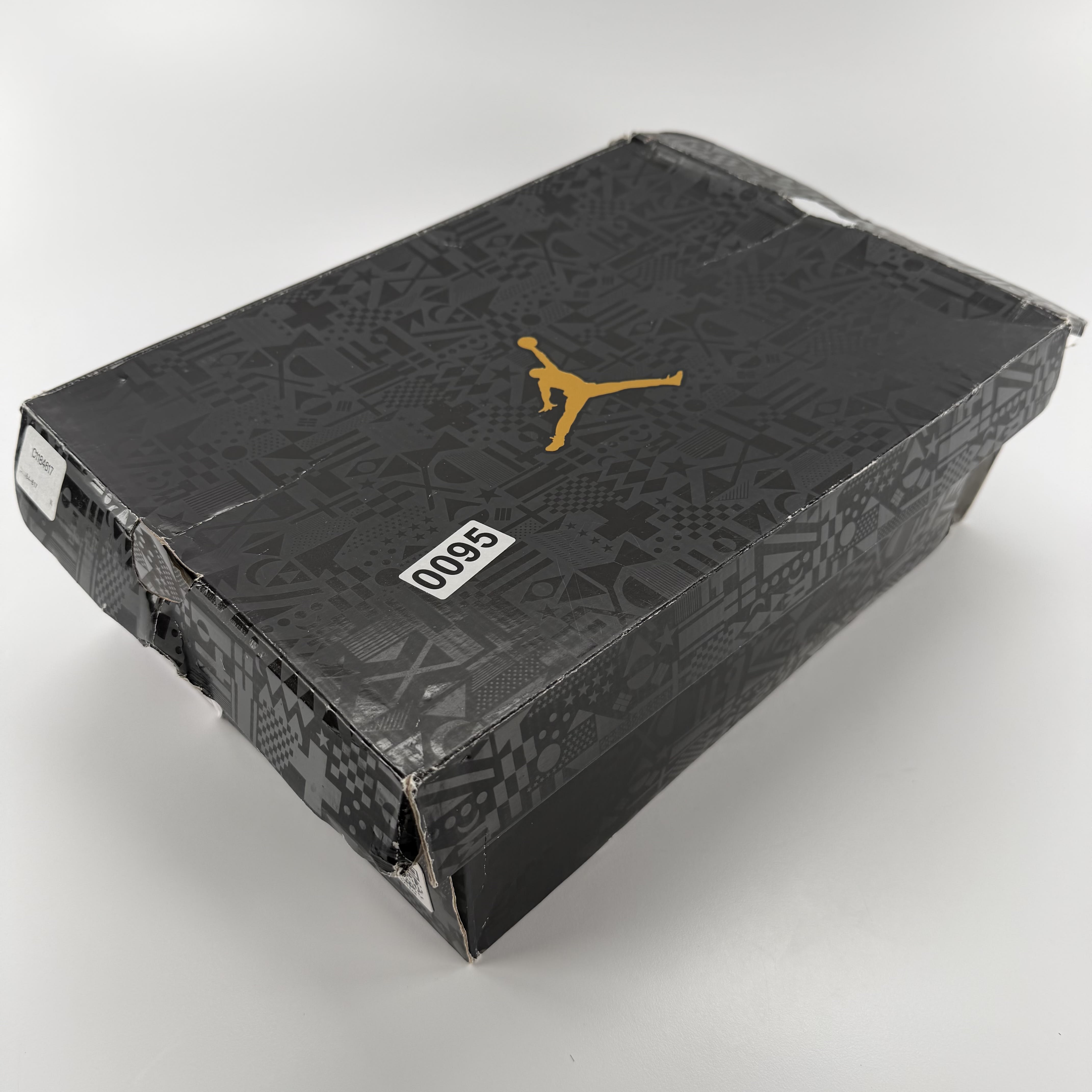 521348 Jordan 4 Retro FIBA (2019)