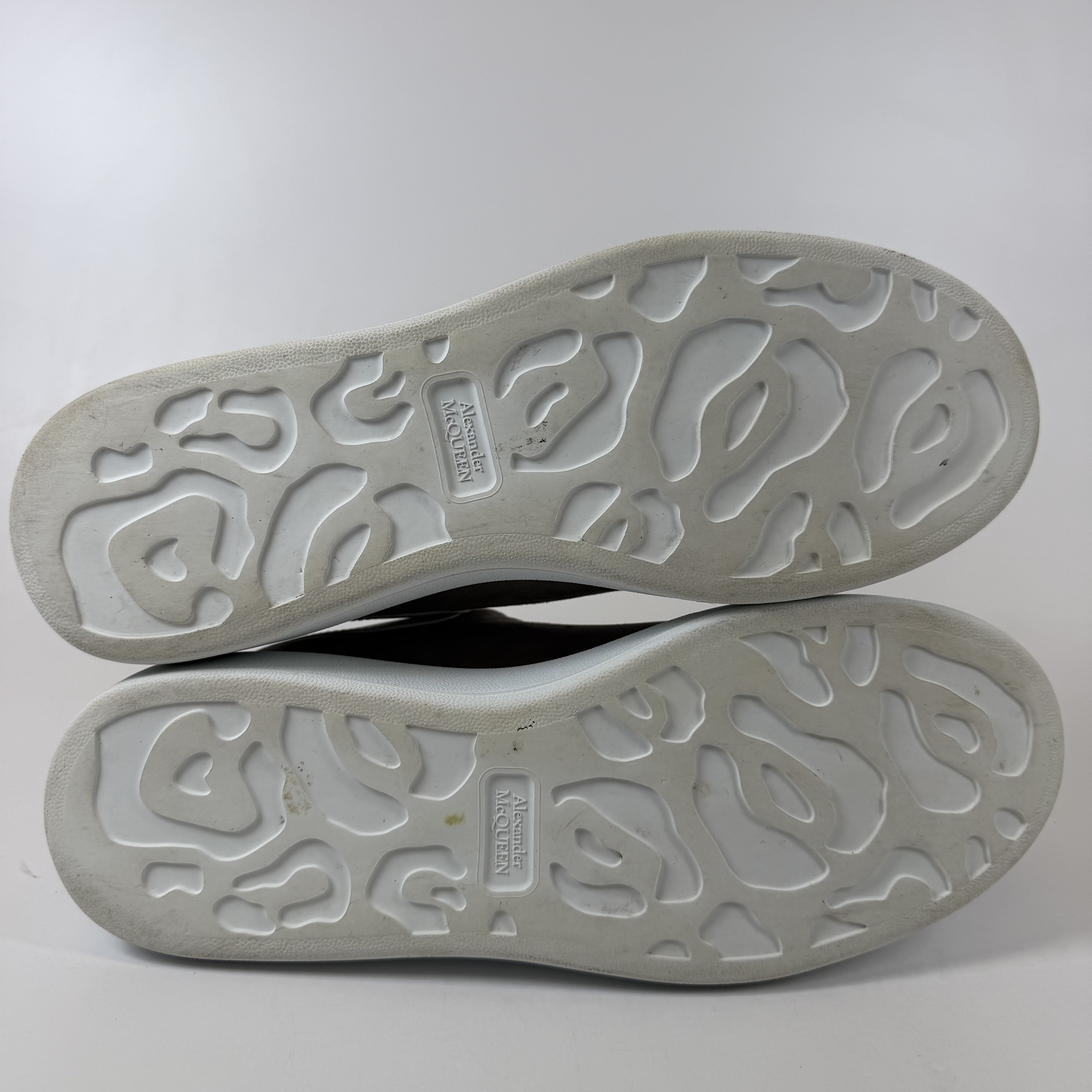 SP7665 Alexander McQueen Wmns Oversized Sneaker 'Stone'