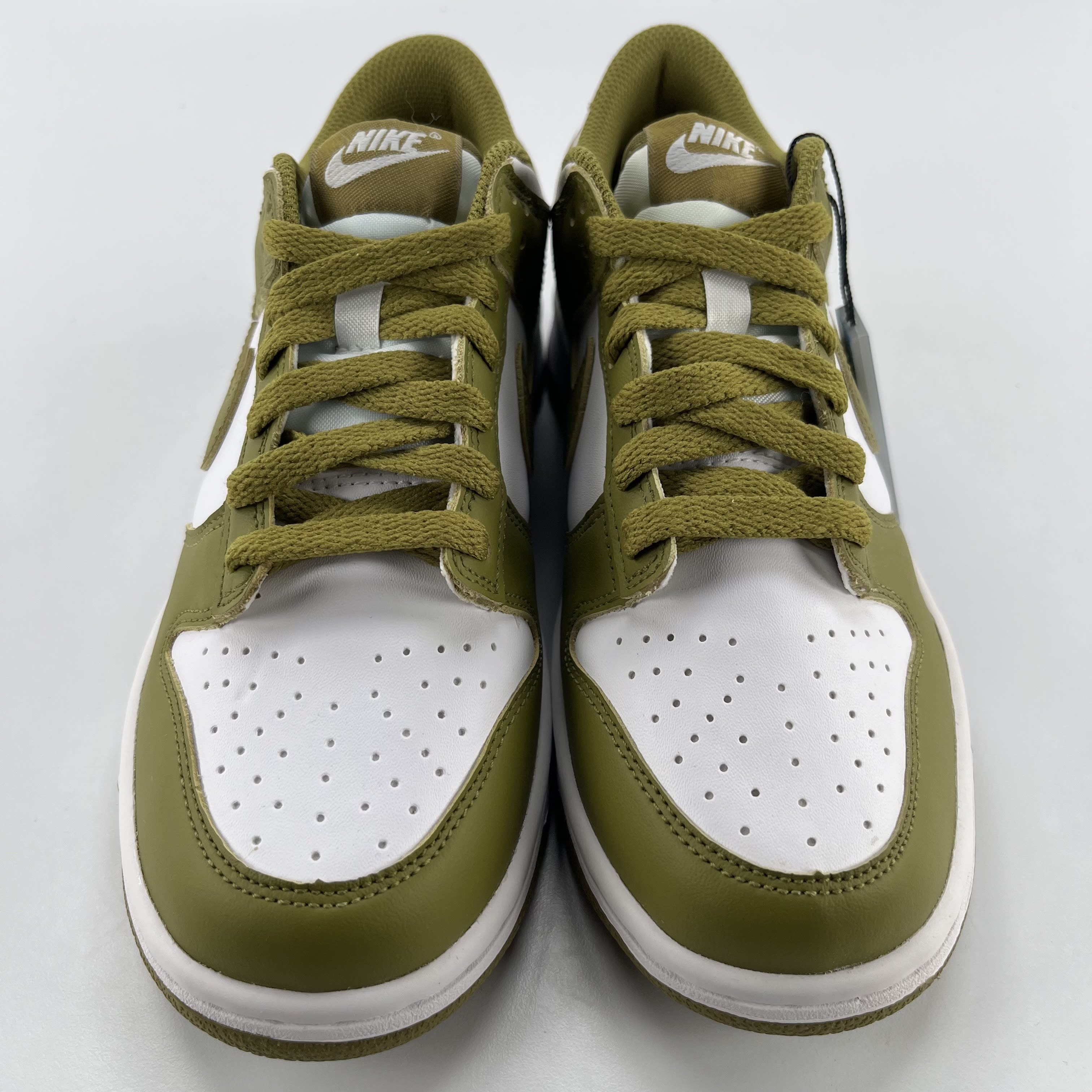 266664 Nike Dunk Low GS 'Pacific Moss"