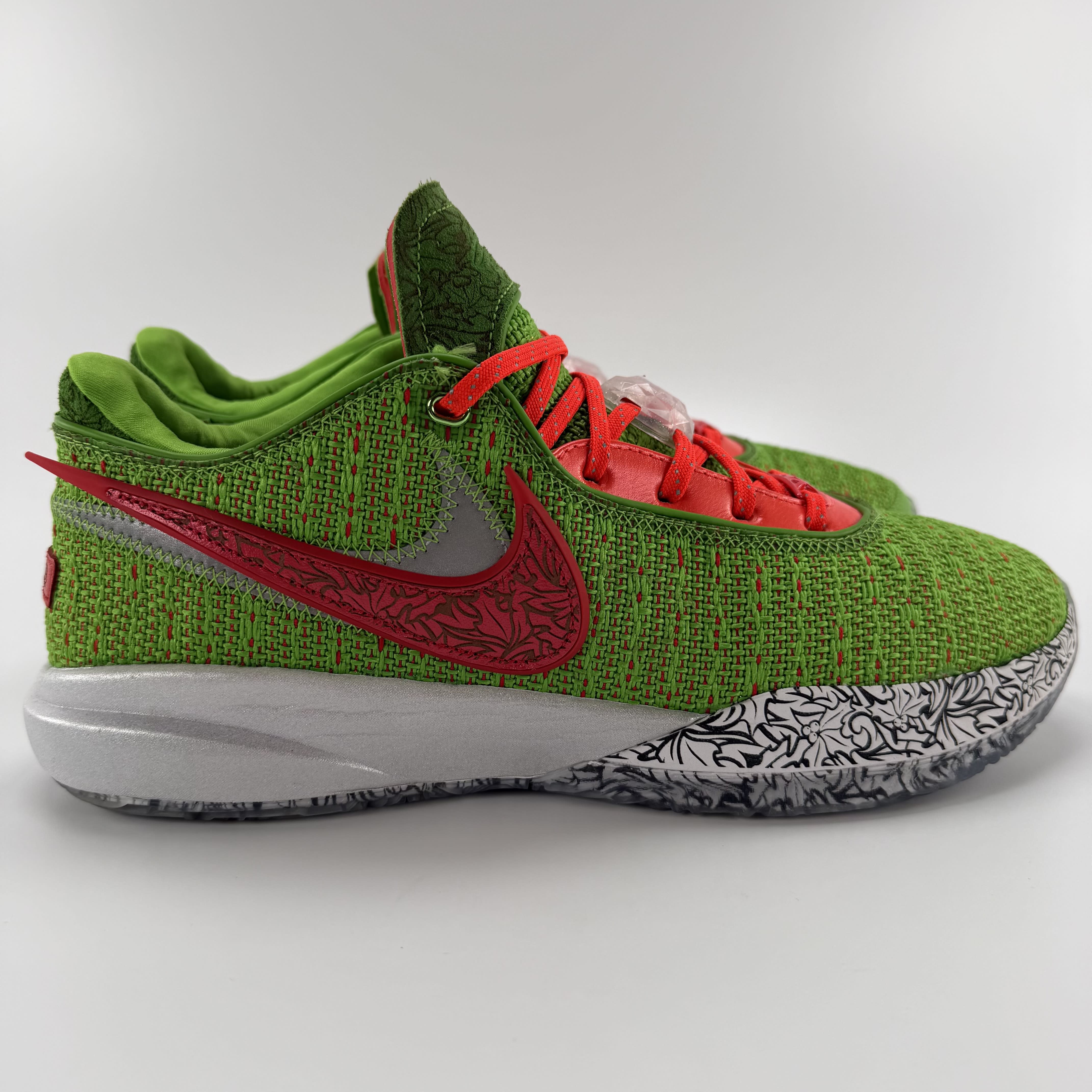 583317 Nike LeBron 20 Stocking Stuffer