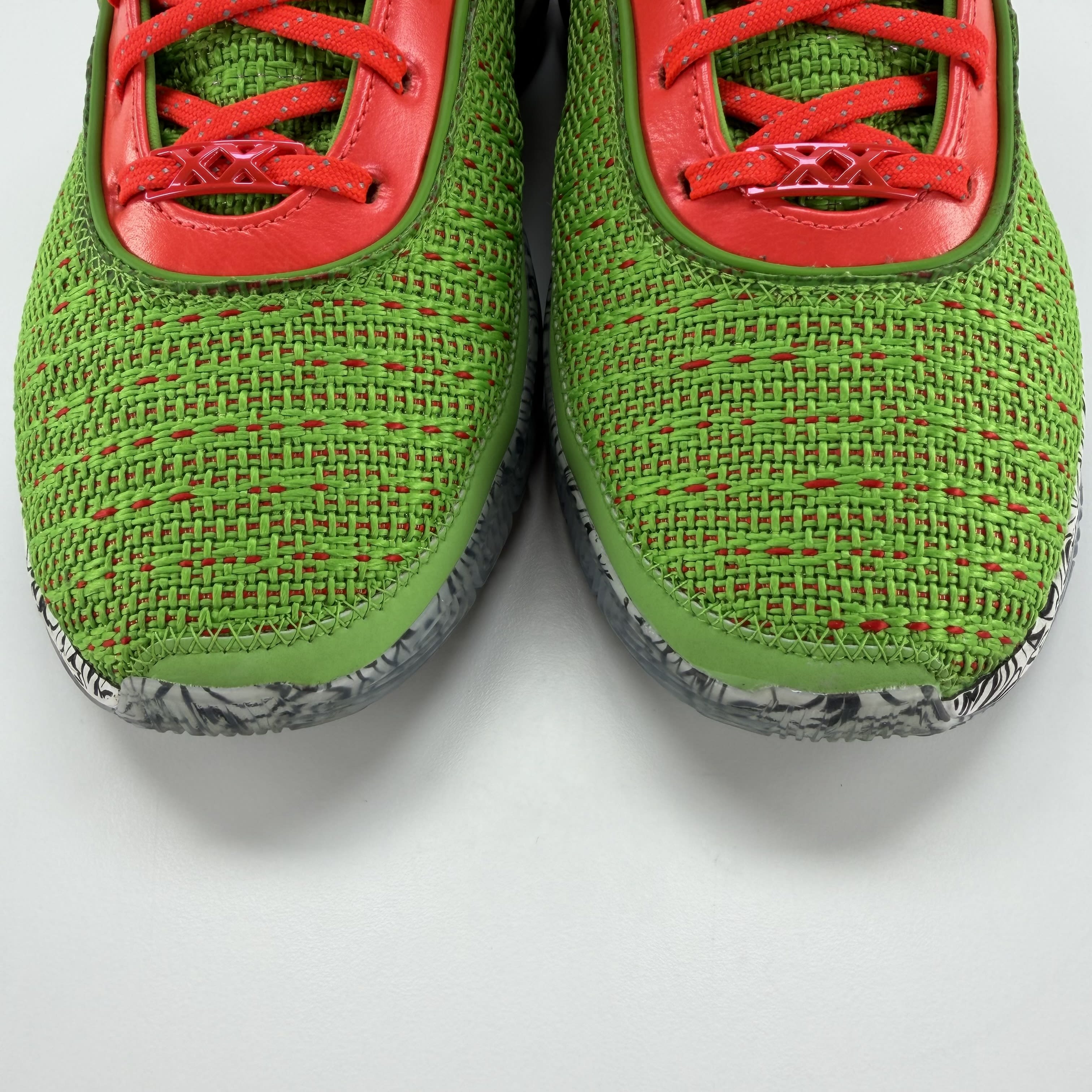 583317 Nike LeBron 20 Stocking Stuffer