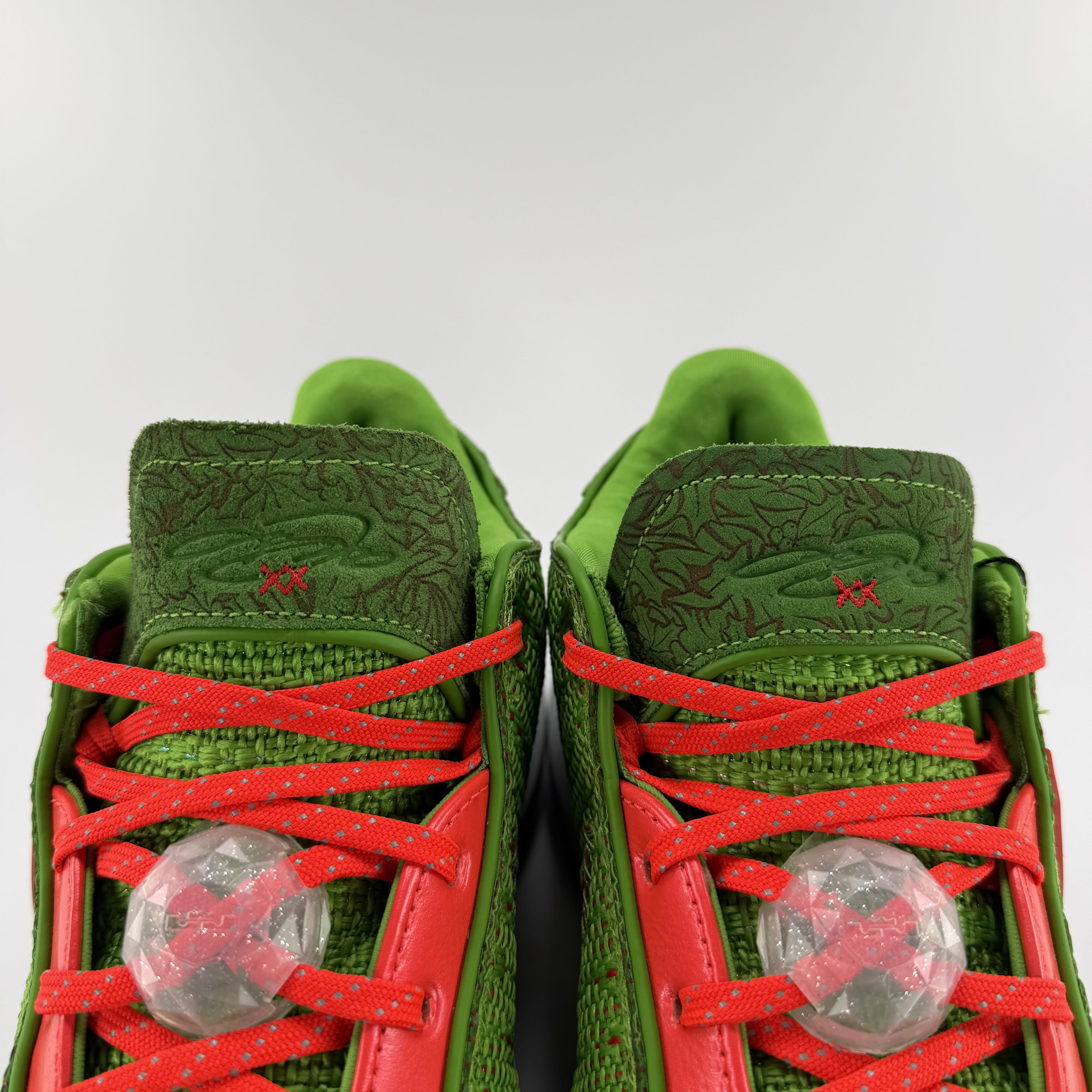 583317 Nike LeBron 20 Stocking Stuffer