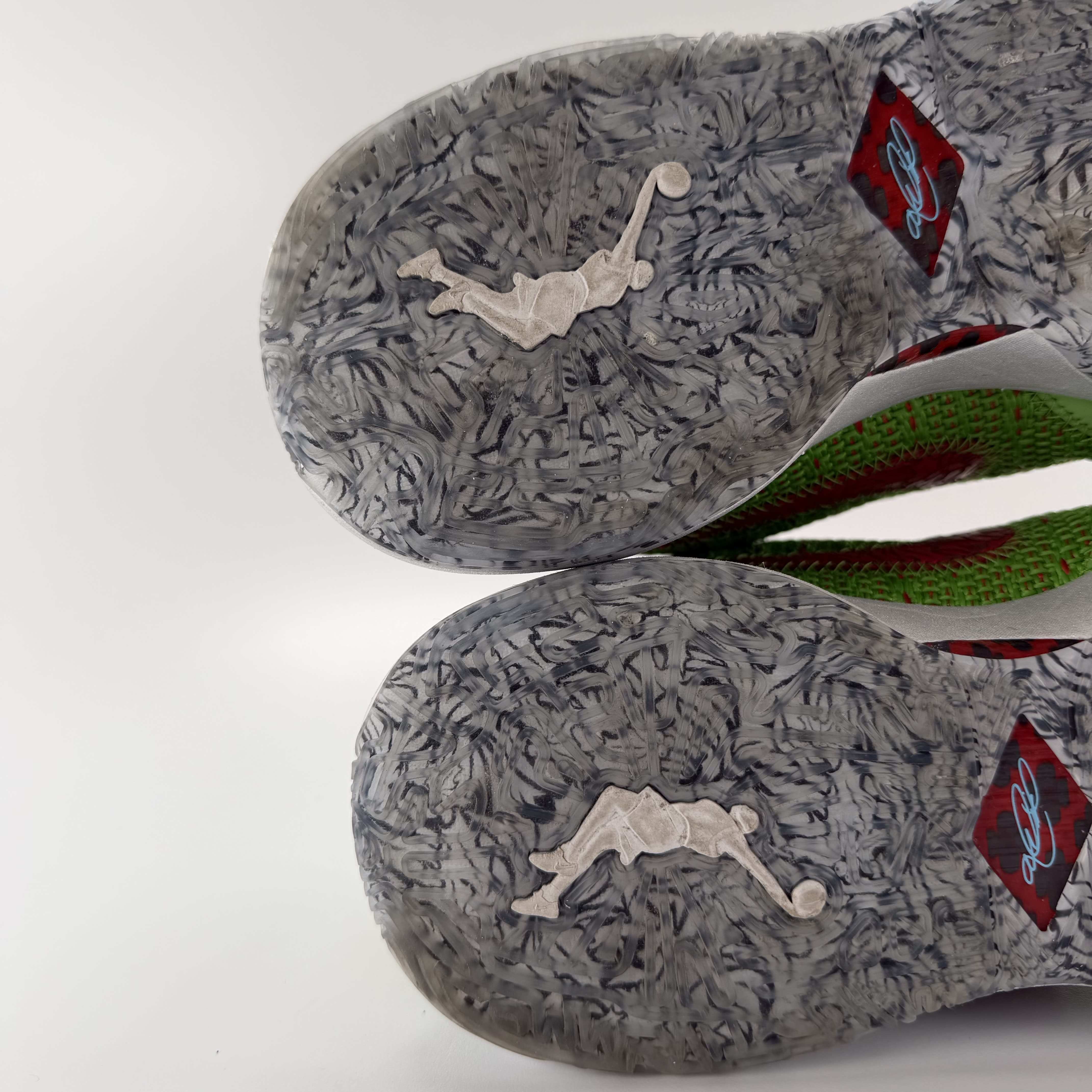 583317 Nike LeBron 20 Stocking Stuffer
