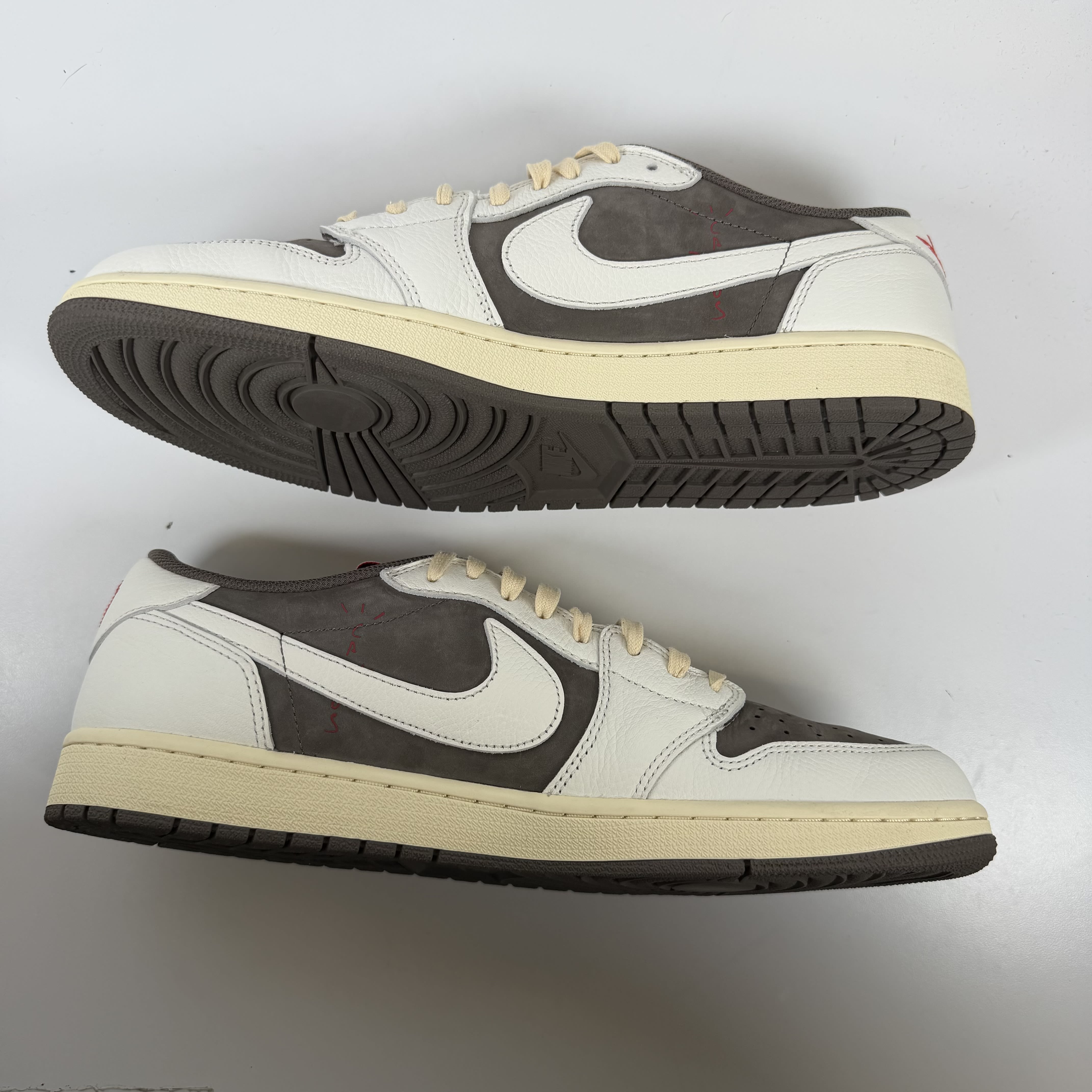 SP7095 Jordan 1 Retro Low OG SP Travis Scott Reverse Mocha