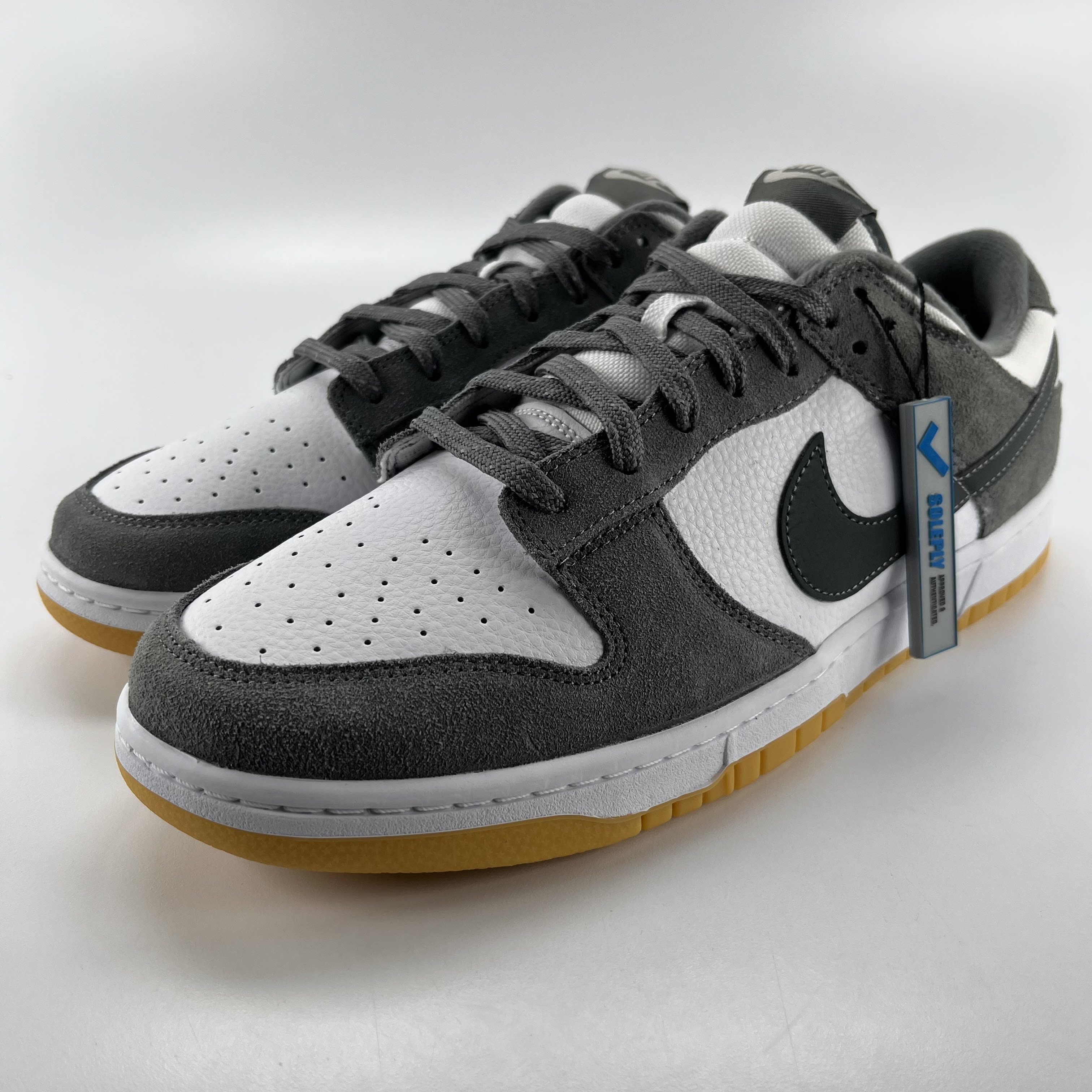 436967 Nike Dunk Low Smoke Grey Gum 3M Swoosh