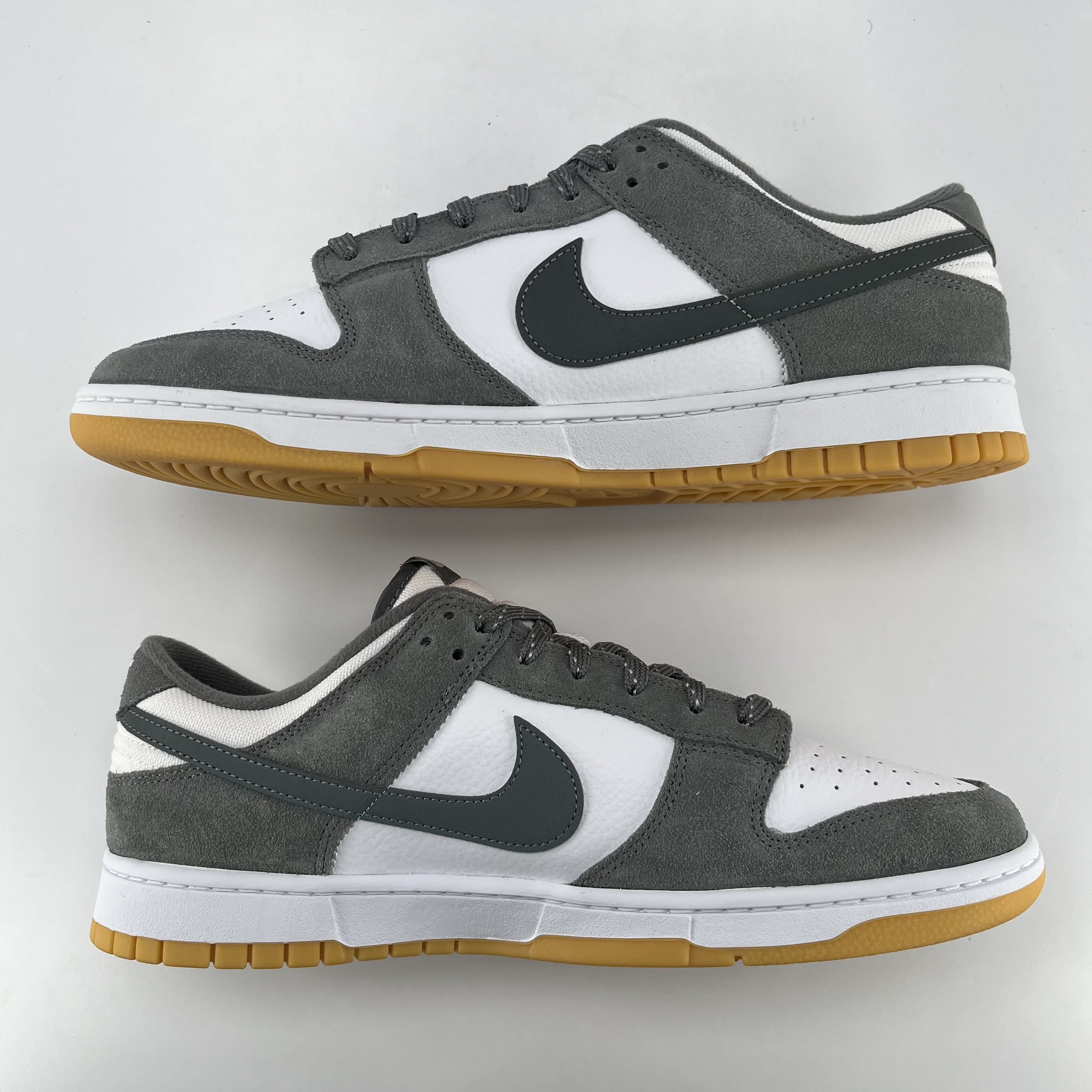 436967 Nike Dunk Low Smoke Grey Gum 3M Swoosh