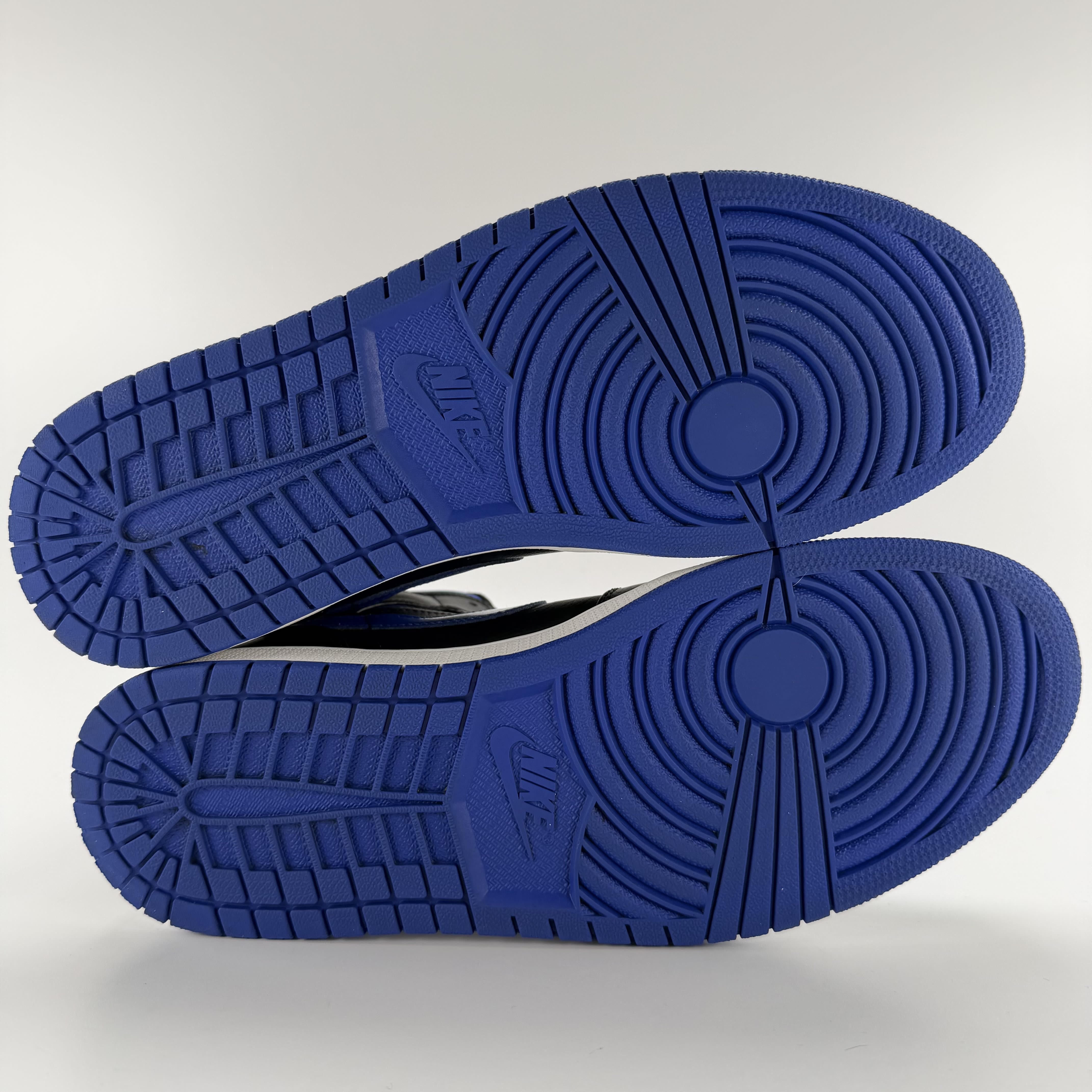 523351 Jordan 1 Mid Royal (2020)
