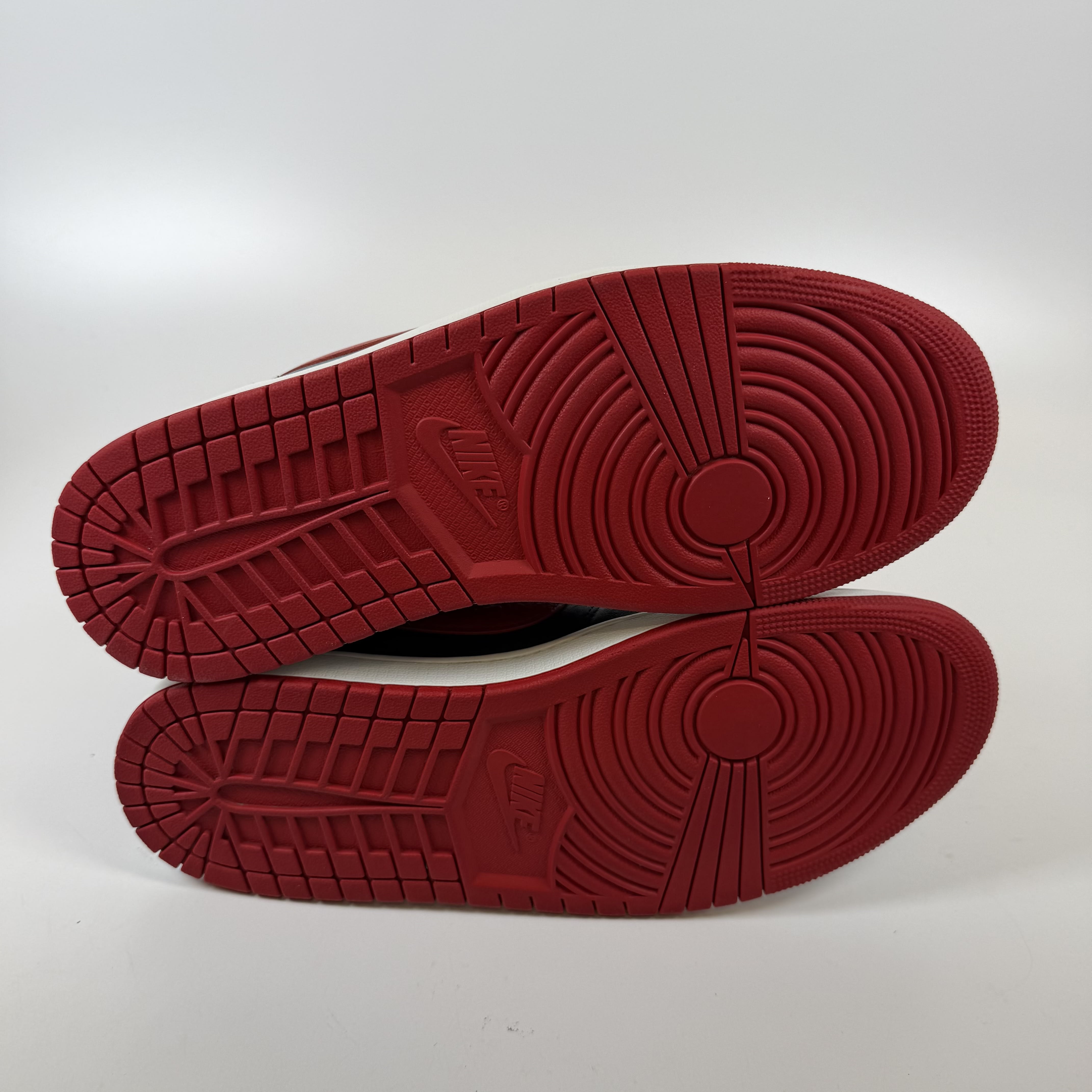 SP9195 Jordan 1 Retro Low OG Banned