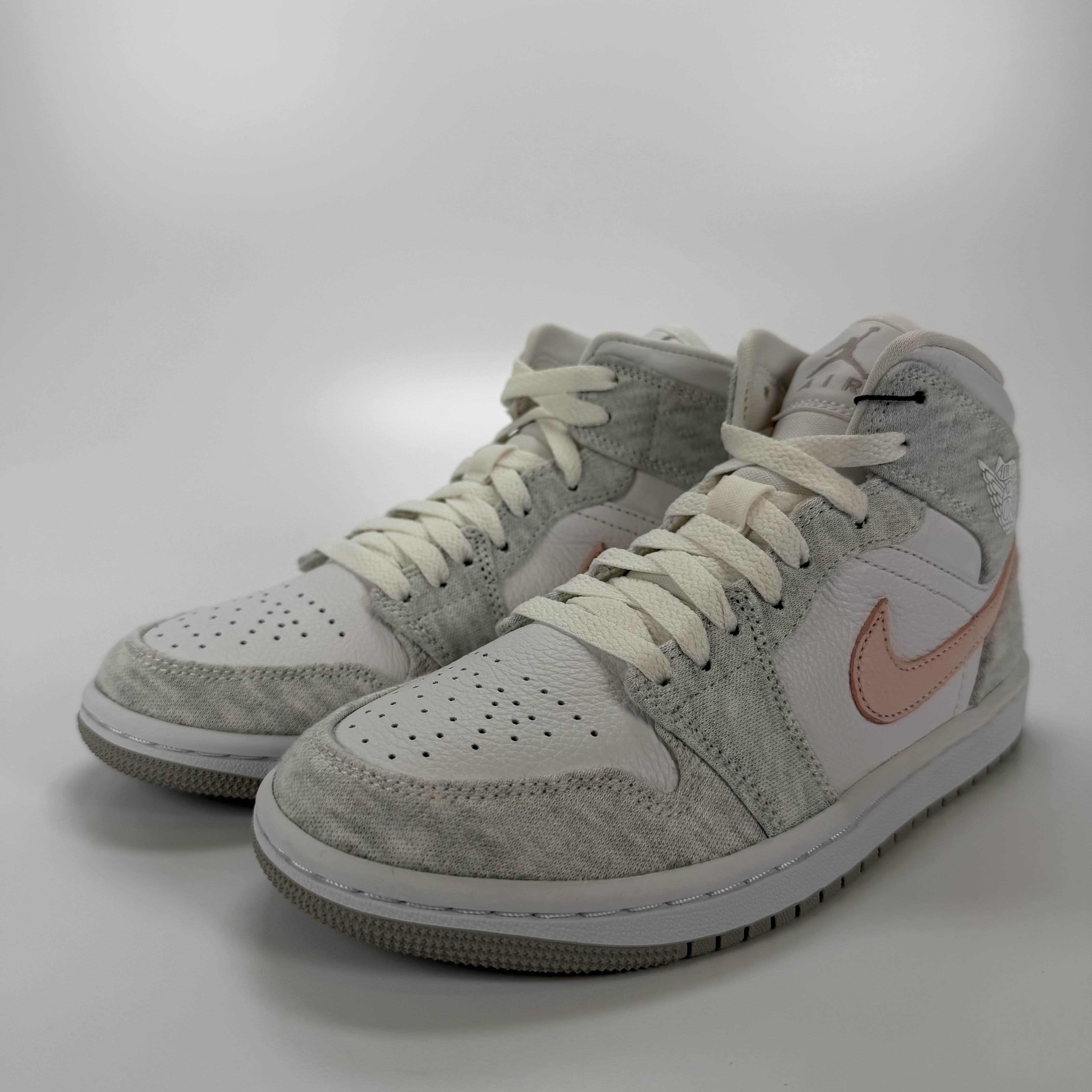 SP4751 Wmns Air Jordan 1 Mid SE 'Light Iron Ore'