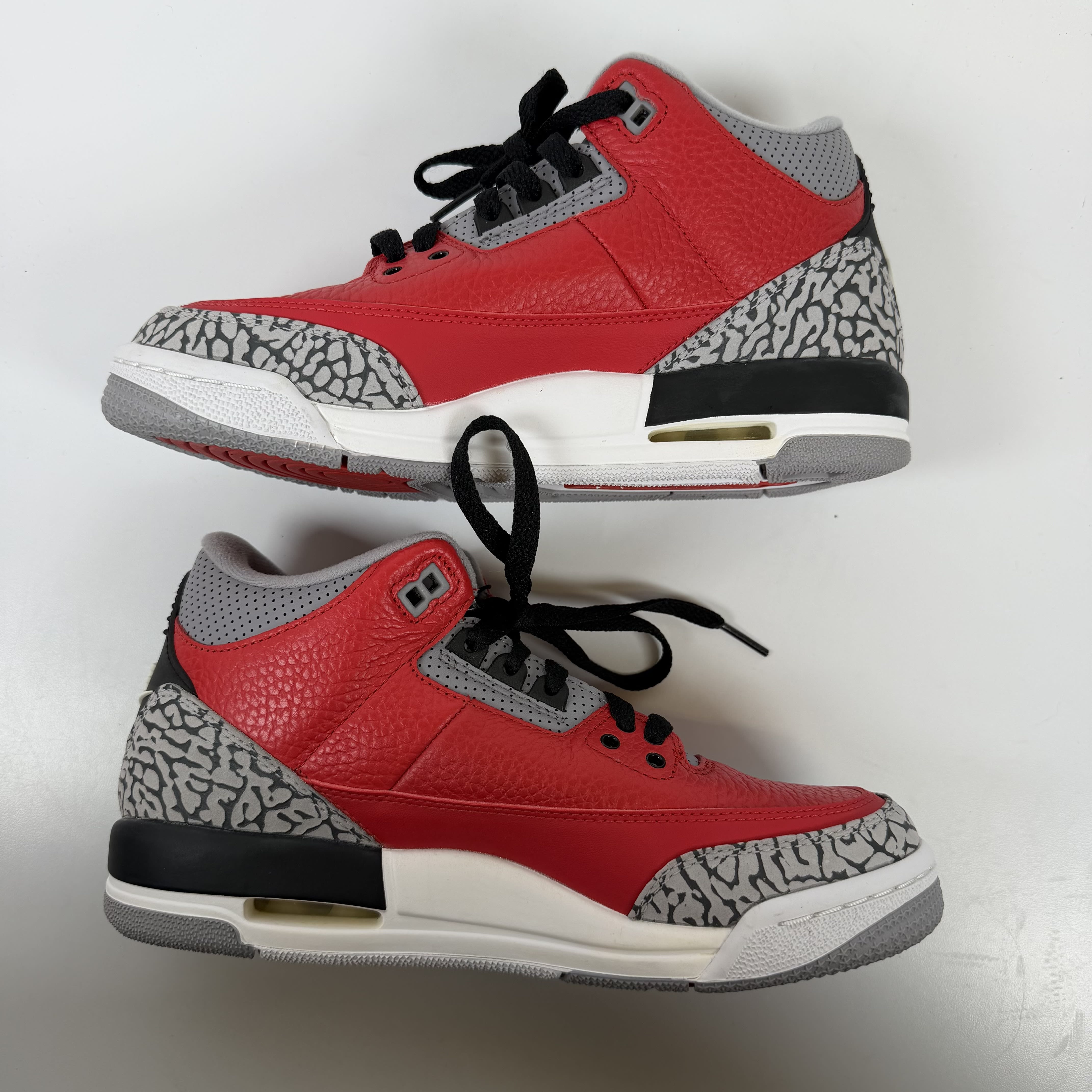 SP7415 Jordan 3 Retro SE Fire Red (GS)