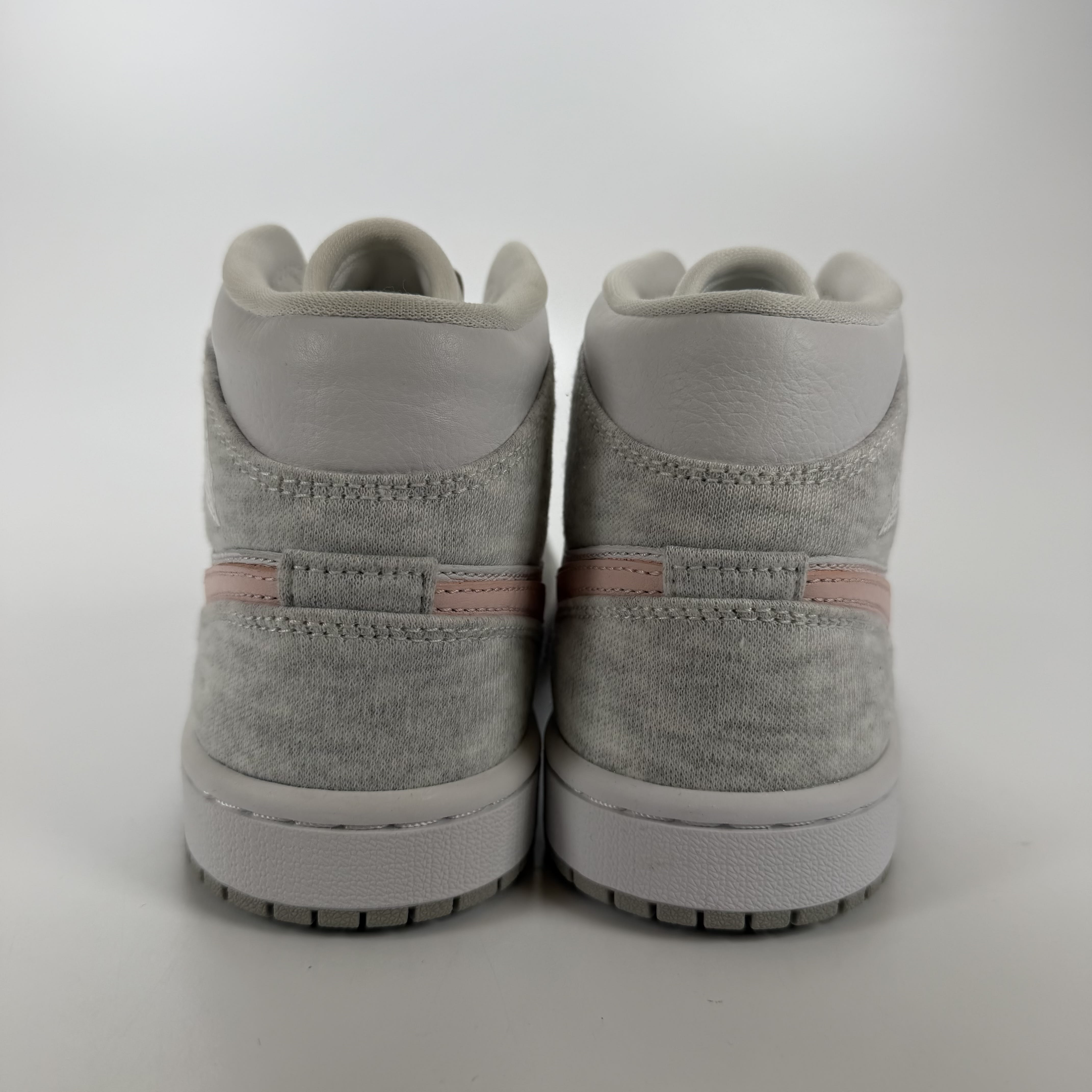 SP4751 Wmns Air Jordan 1 Mid SE 'Light Iron Ore'
