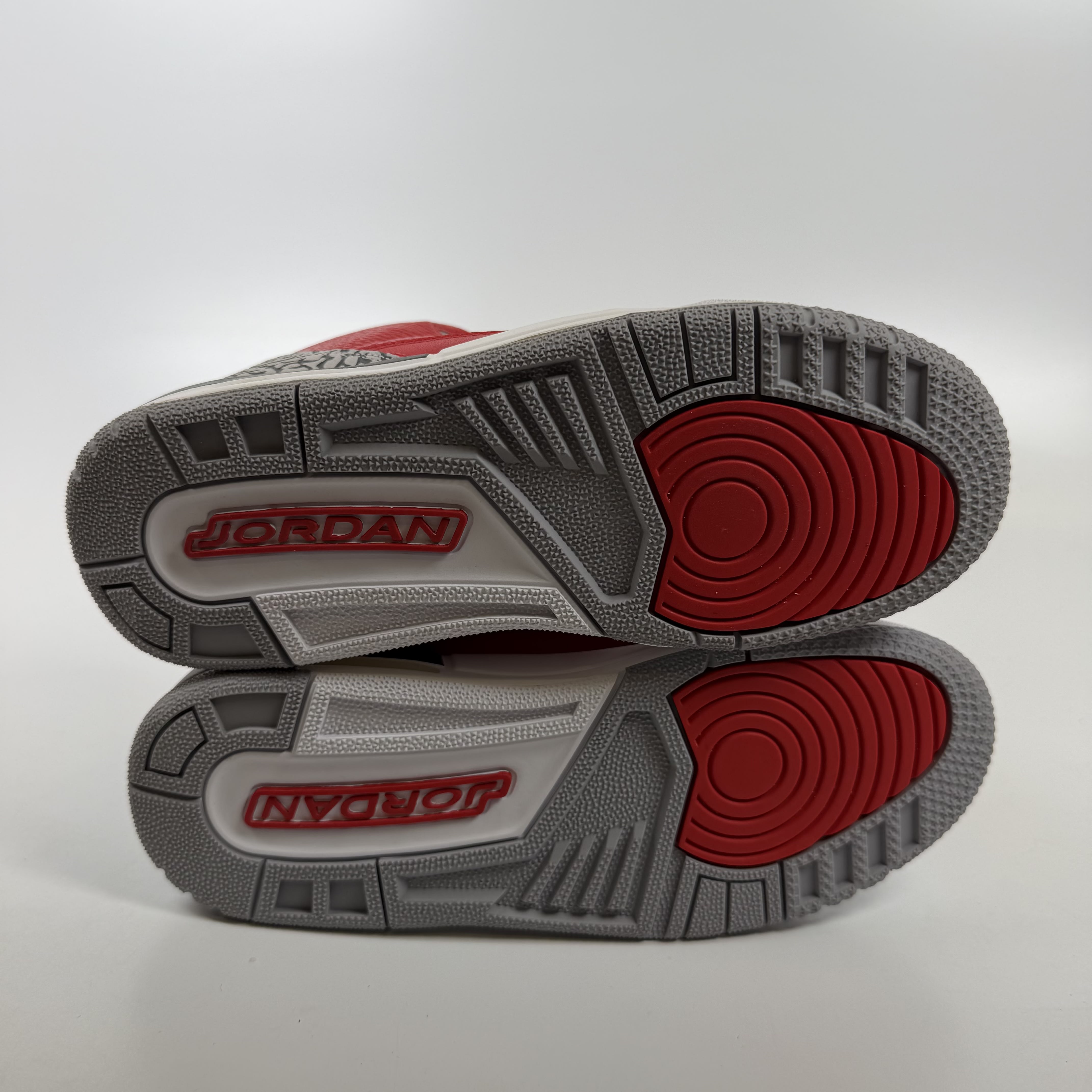 SP7415 Jordan 3 Retro SE Fire Red (GS)