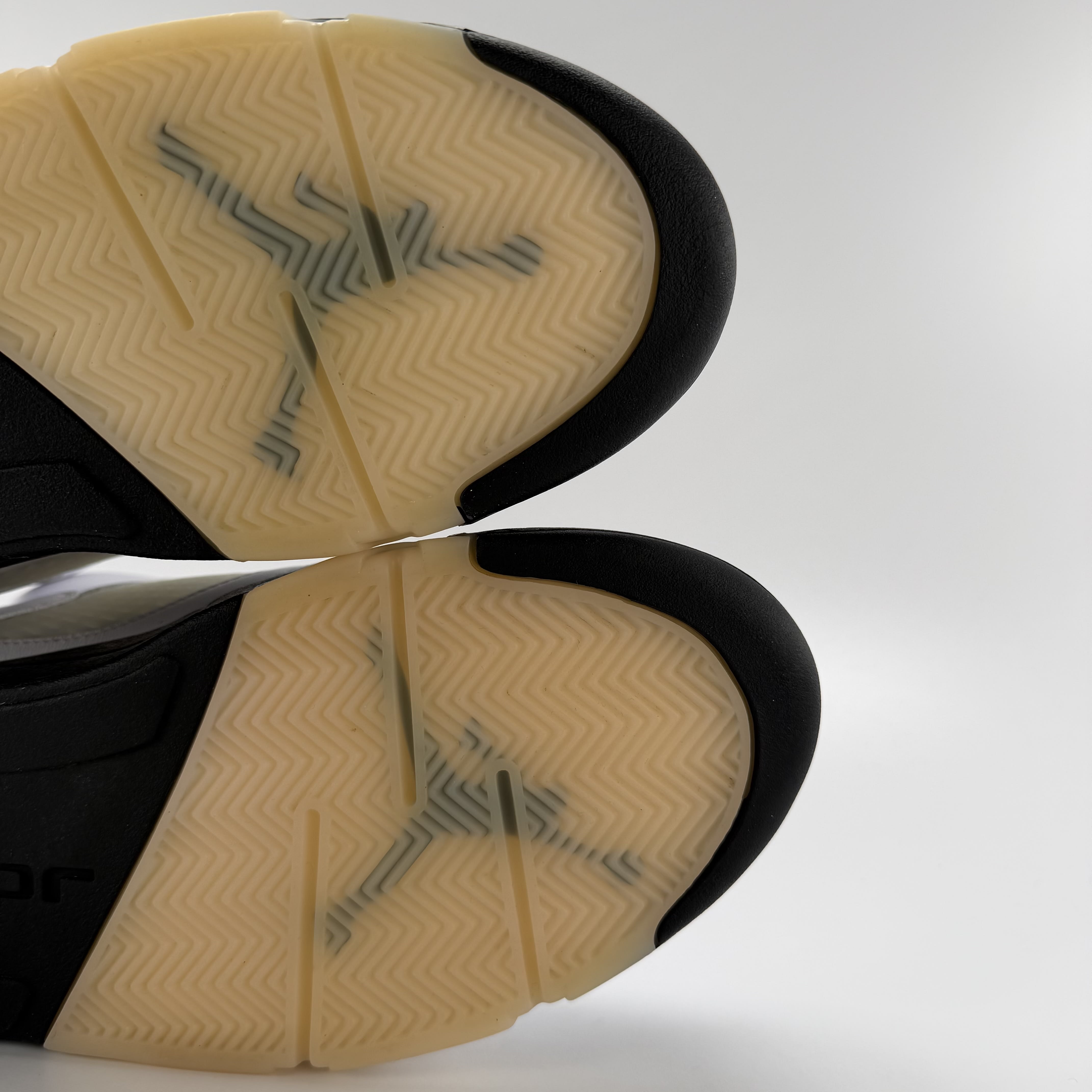 603949 Jordan 5 Retro Reverse Metallic